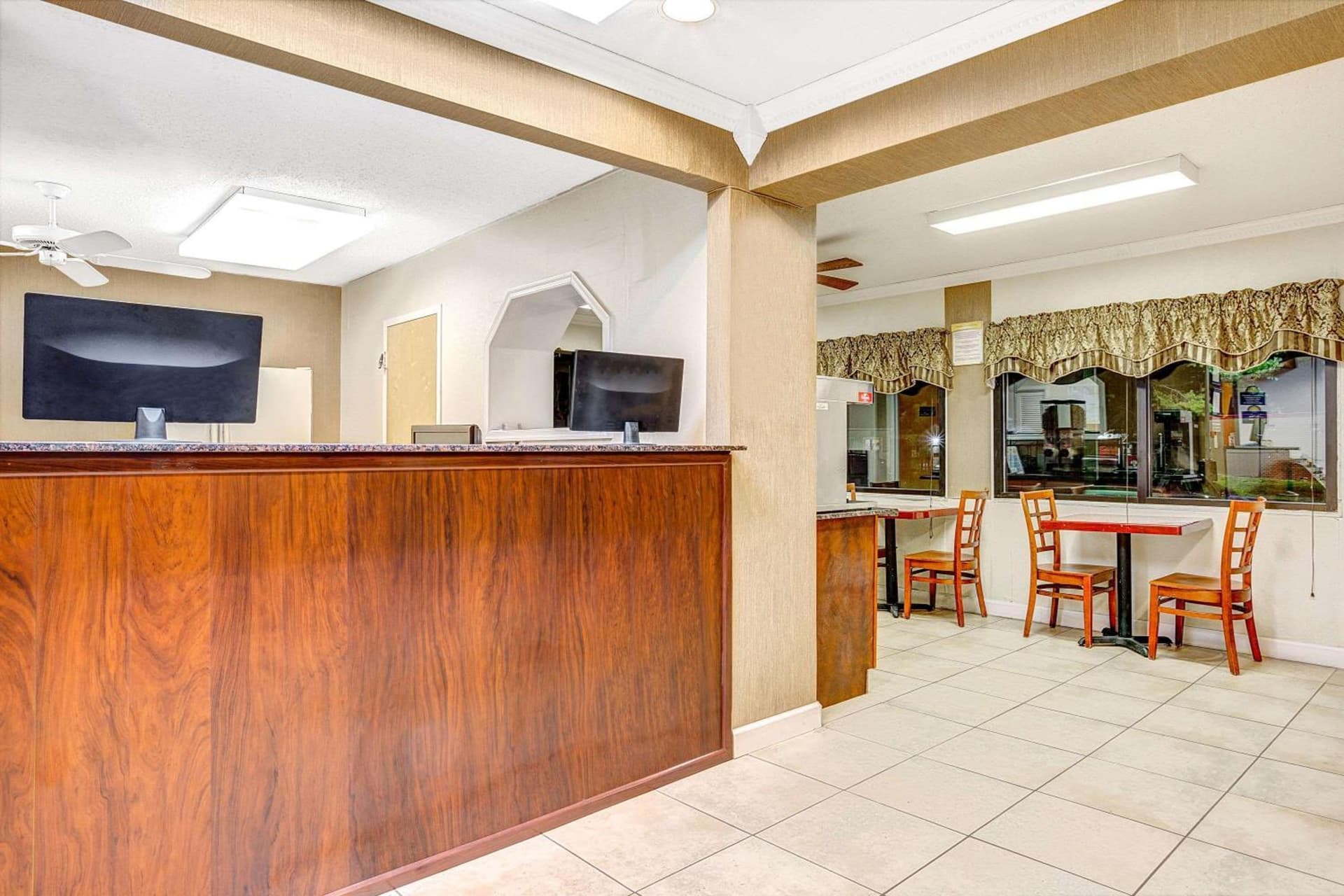 Days Inn by Wyndham Chesapeake gallery photo in Chesapeake, VA — image 6