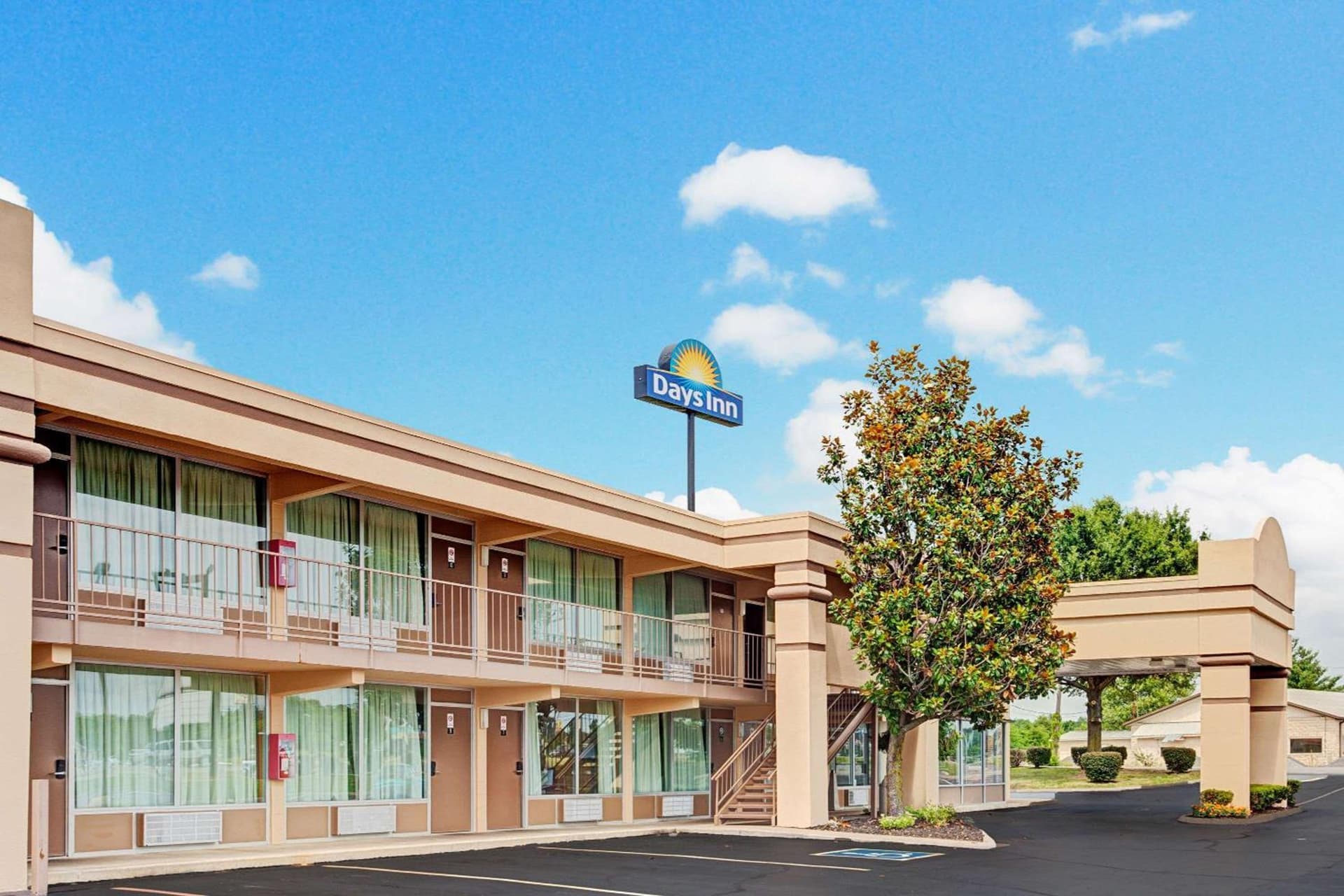 Days Inn by Wyndham Clarksville TN gallery photo in Clarksville, TN — image 28