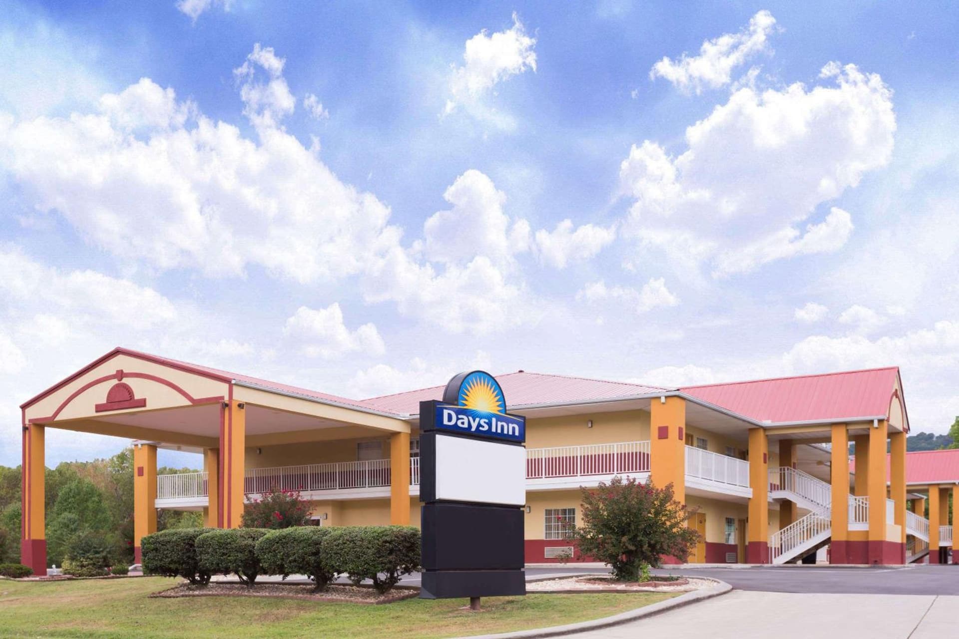 Days Inn by Wyndham Trenton featured exterior or lobby in Trenton, GA — similar hotel
