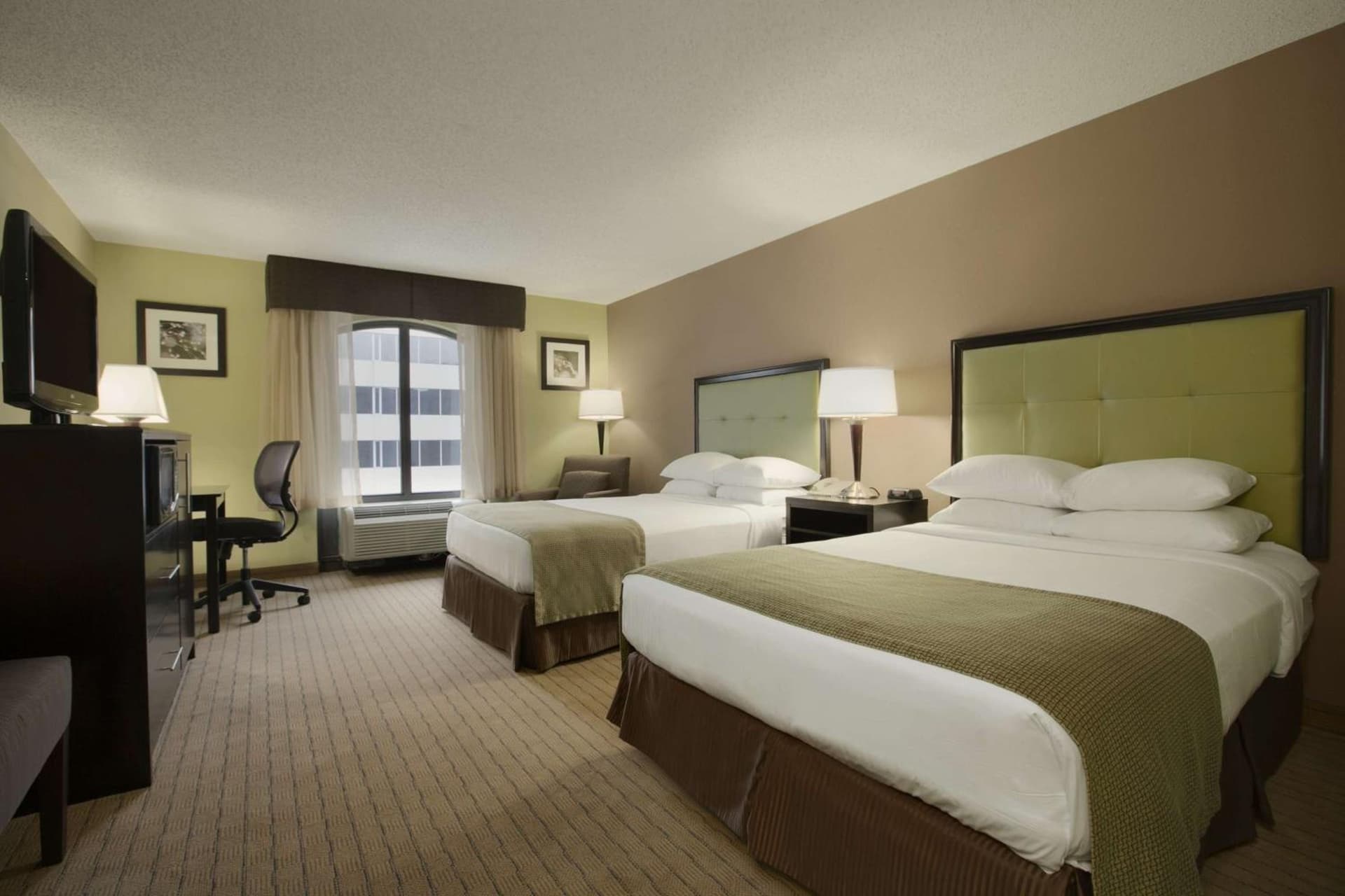 Days Inn by Wyndham Baltimore Inner Harbor gallery photo in Baltimore, MD — image 34