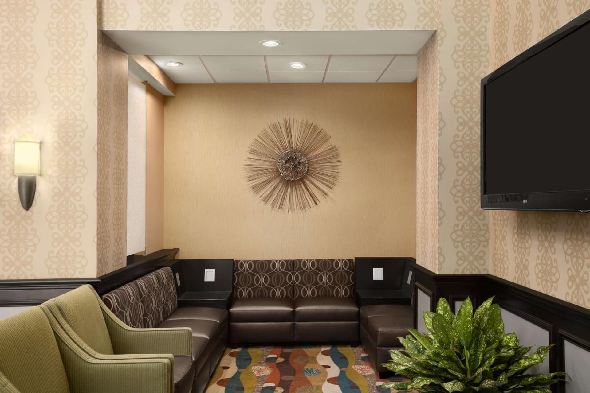 Days Inn by Wyndham Baltimore Inner Harbor gallery photo in Baltimore, MD — image 59