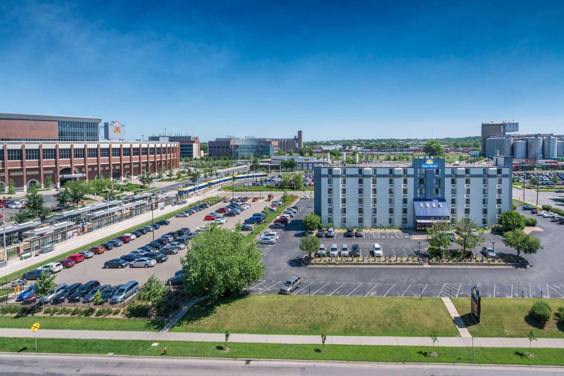 Days Hotel by Wyndham University Ave SE gallery photo in Minneapolis, MN — image 22