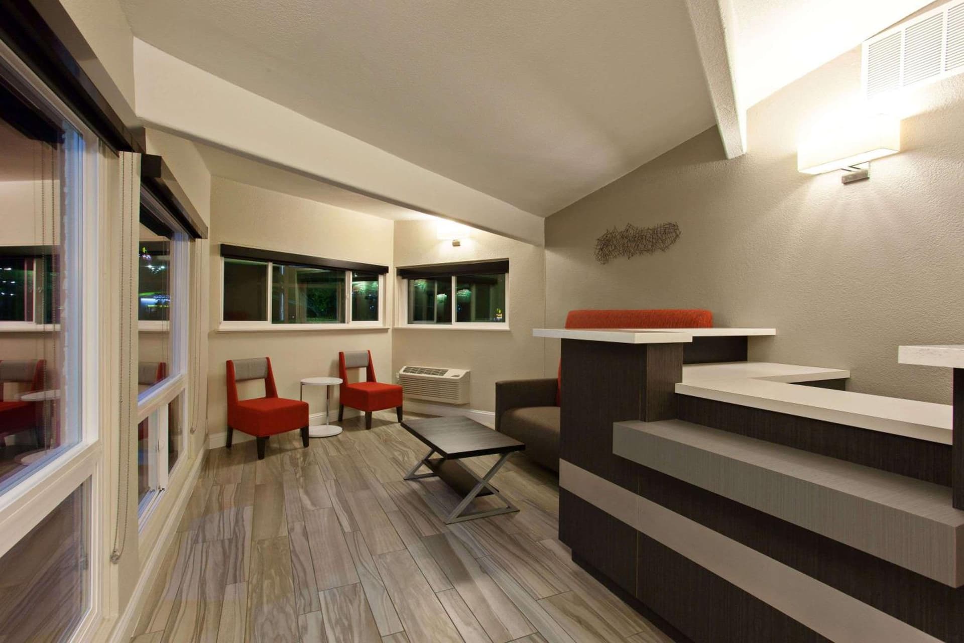 Days Inn by Wyndham Chowchilla Gateway to Yosemite property views in Chowchilla, CA — gallery photo 3