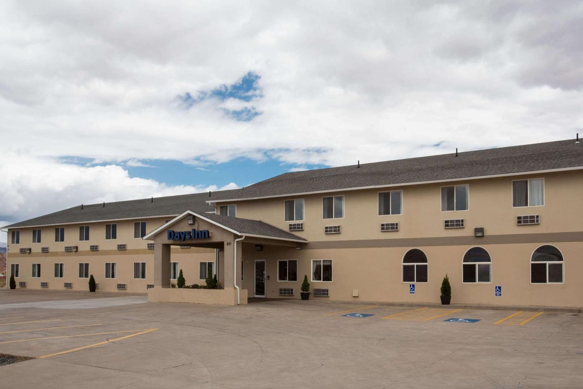 Days Inn by Wyndham Hurricane/Zion National Park Area featured exterior or lobby in Hurricane, UT — similar hotel