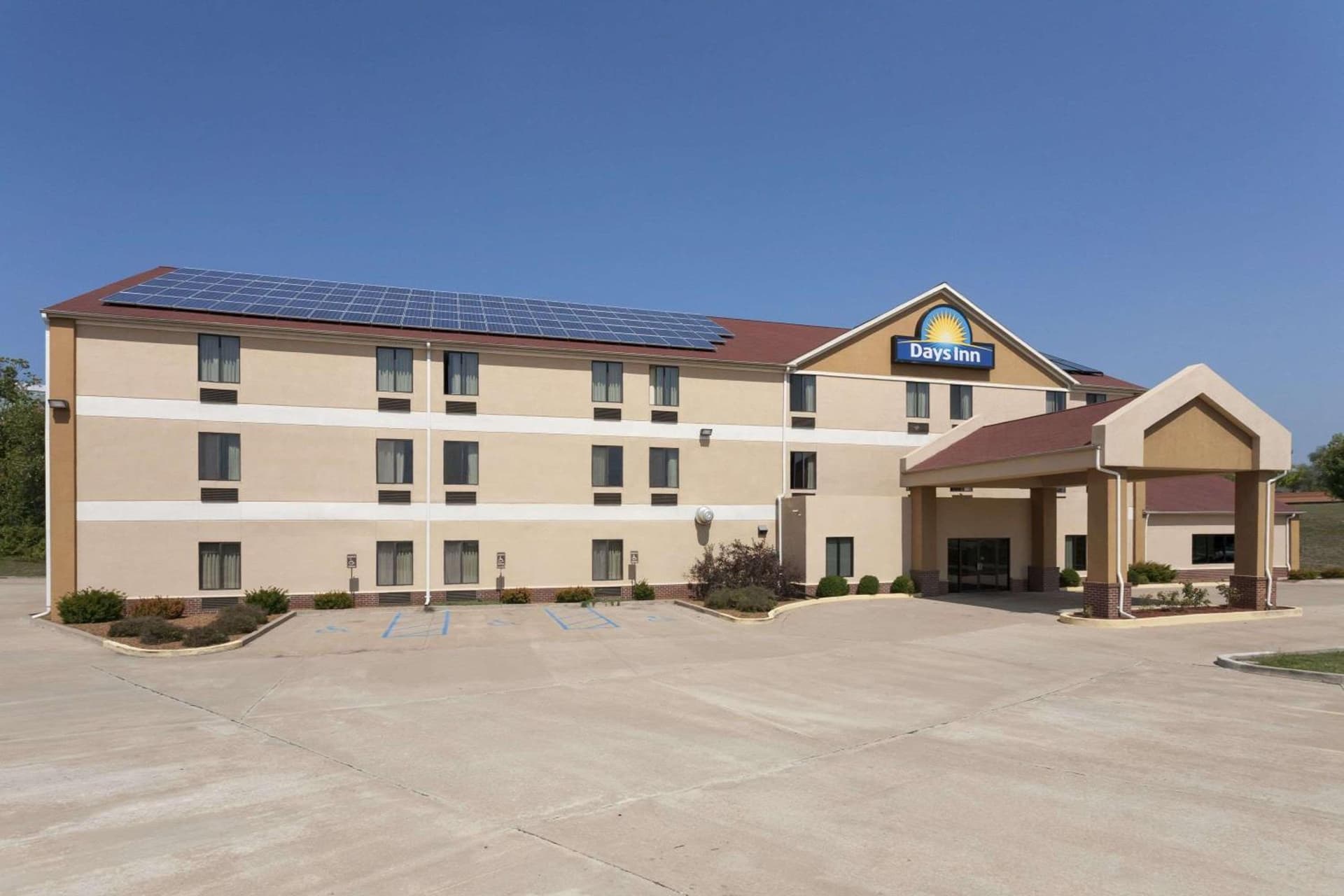 Days Inn by Wyndham Jefferson City featured exterior or lobby in Jefferson City, MO — similar hotel