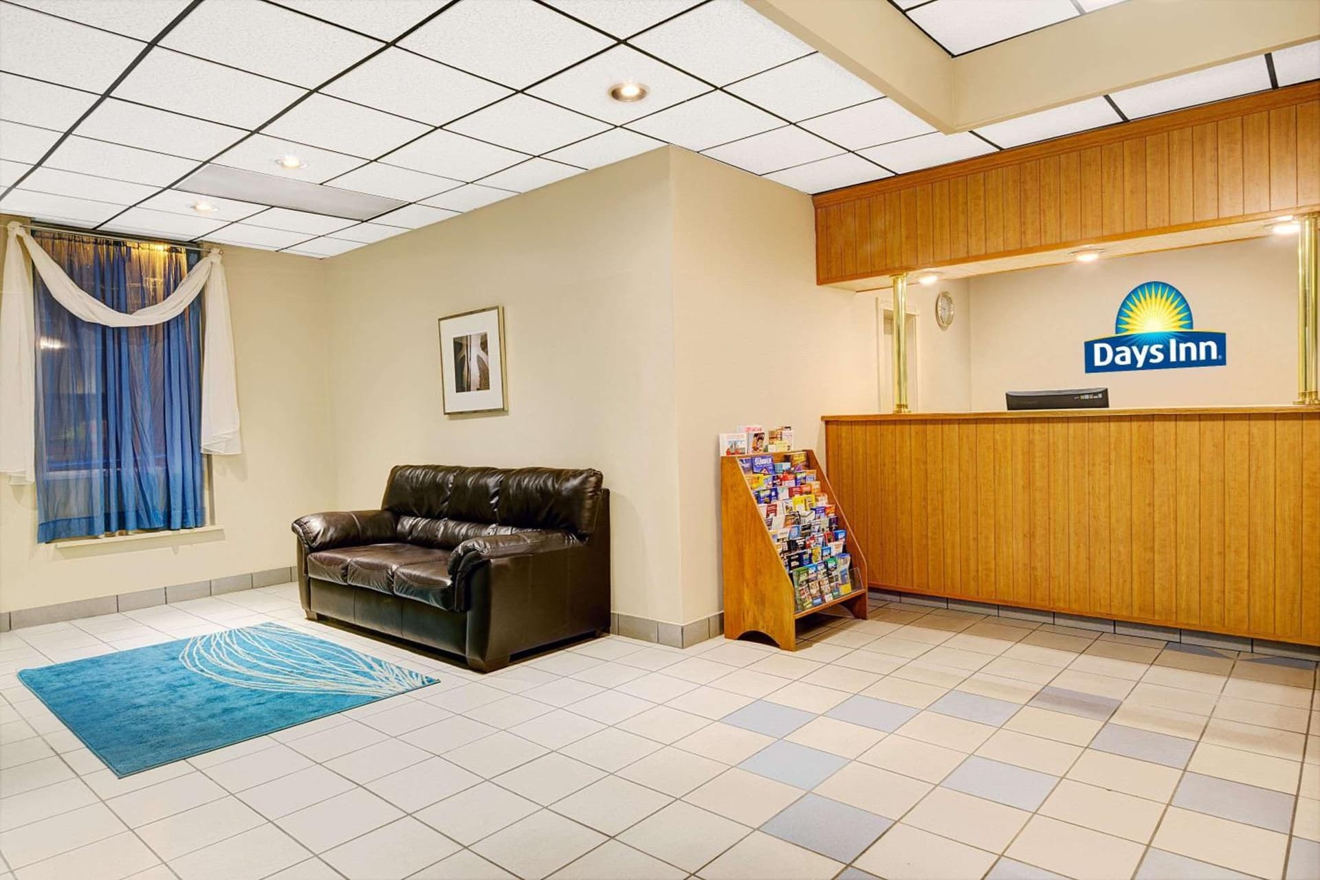 Days Inn by Wyndham Southington property views in Southington — gallery photo 3