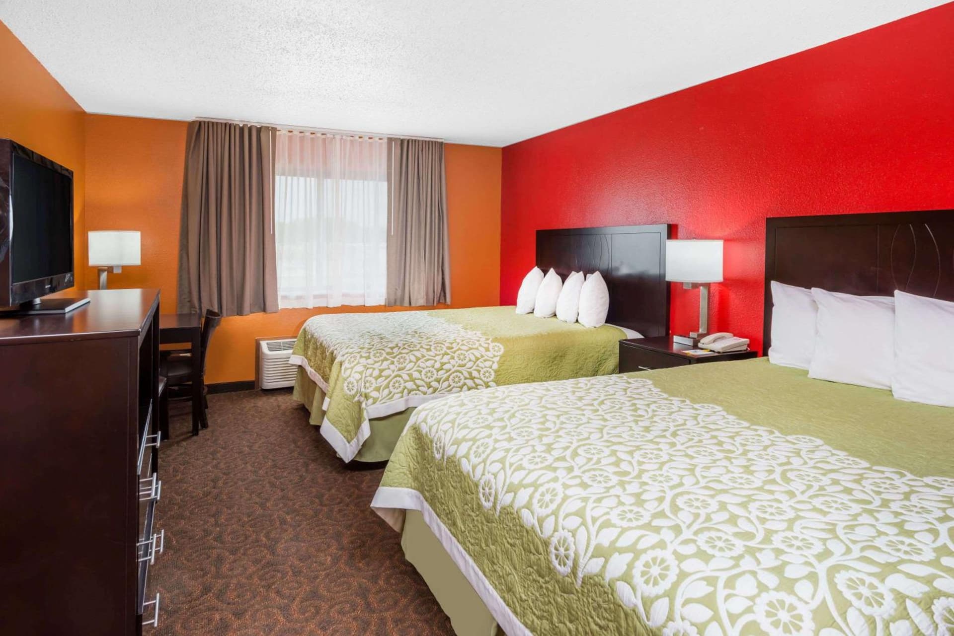 Days Inn by Wyndham Mexico property views in Mexico, MO — gallery photo 3