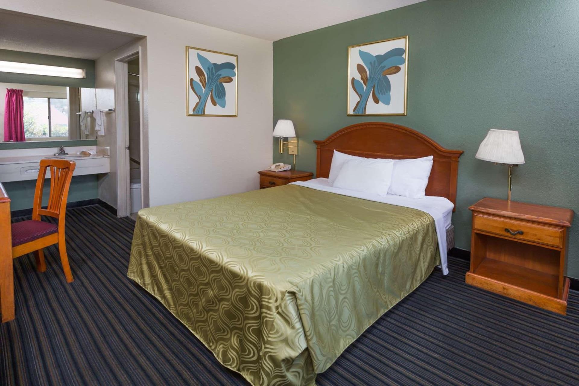 Days Inn by Wyndham in San Bernardino gallery photo in San Bernardino, CA — image 14