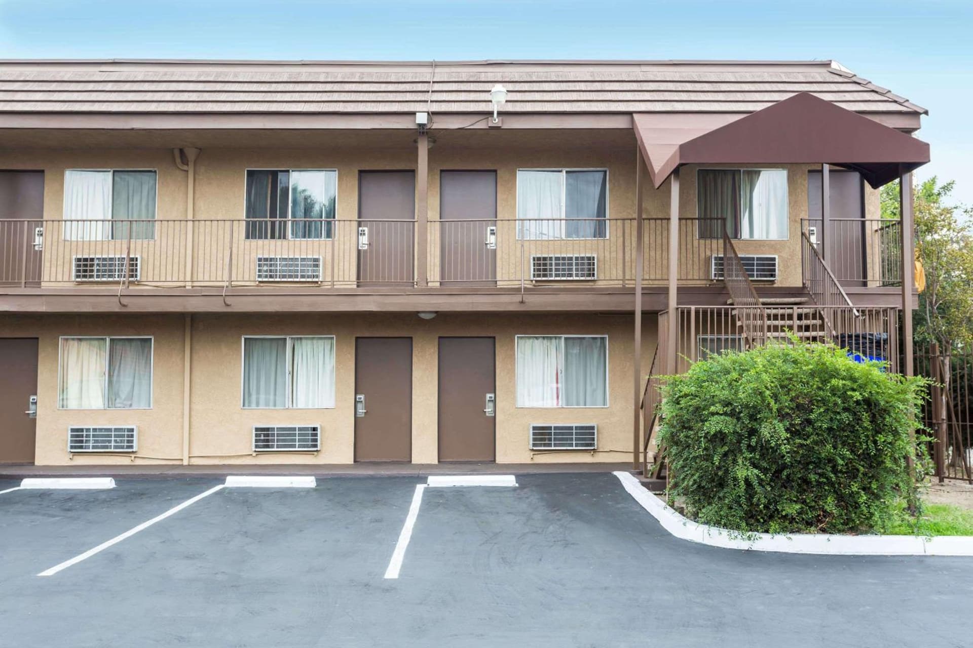 Days Inn by Wyndham in San Bernardino gallery photo in San Bernardino, CA — image 6