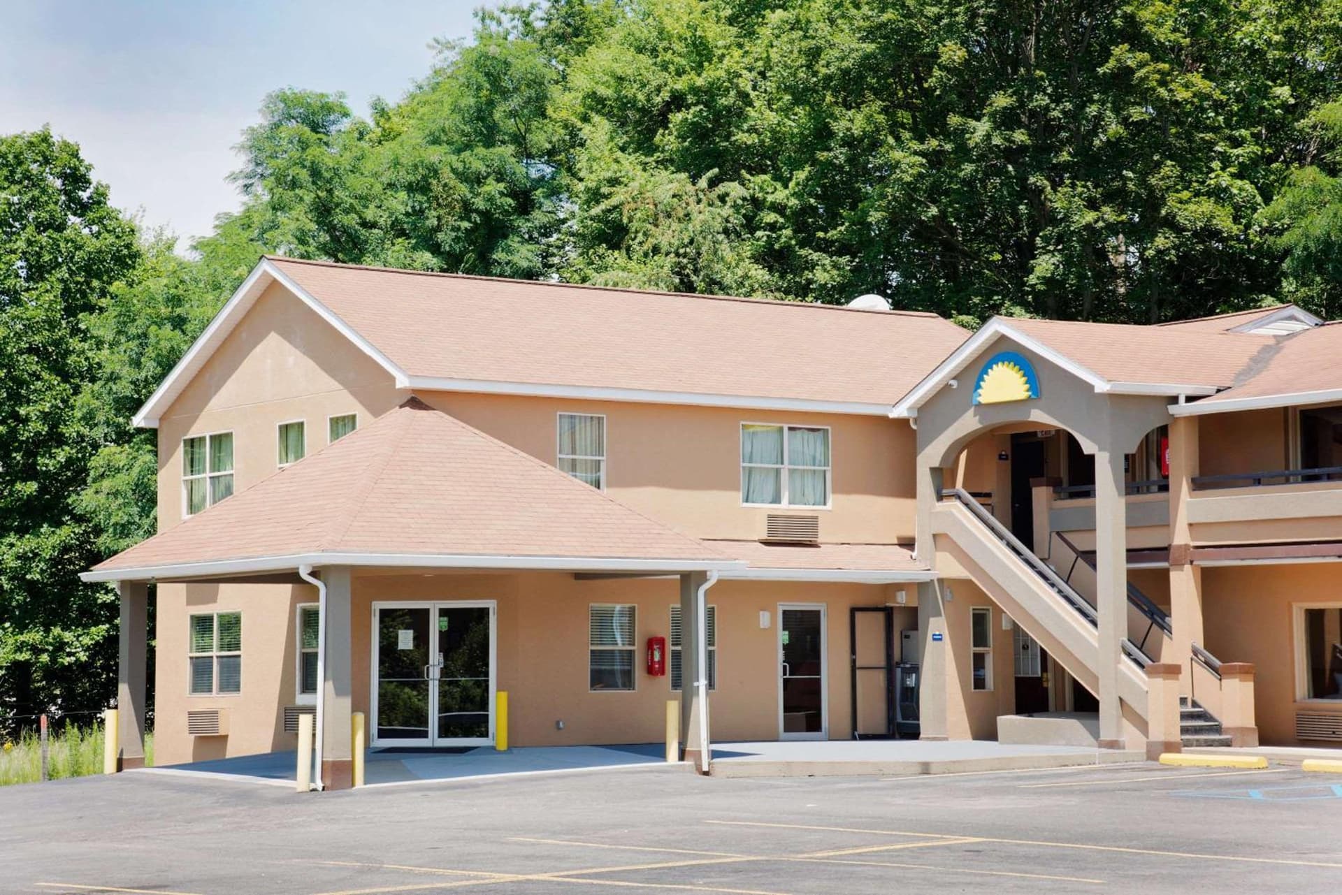 Days Inn by Wyndham Fairmont featured exterior or lobby in Fairmont, WV — similar hotel