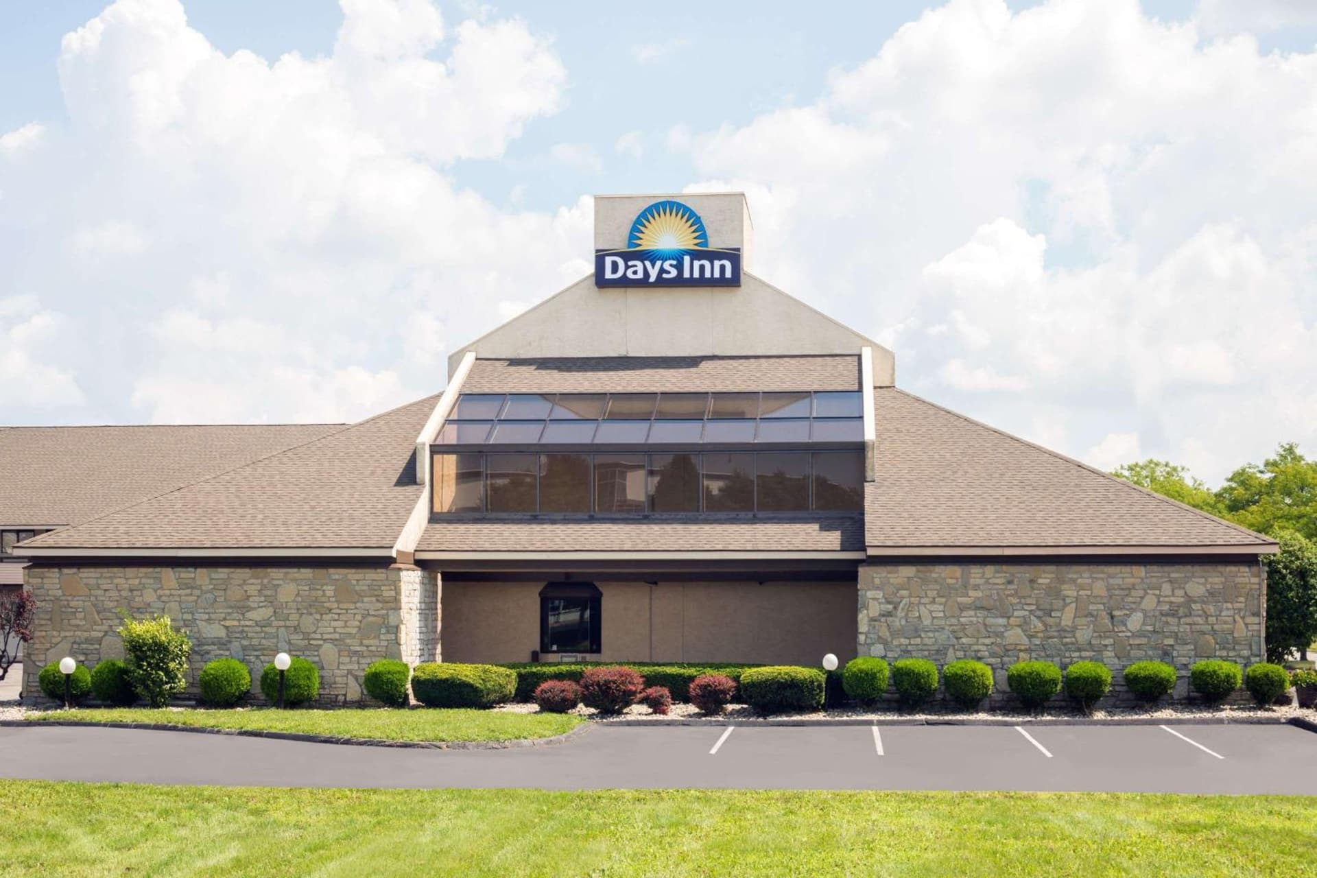 Days Inn by Wyndham Maumee/Toledo — hotel in Maumee, Ohio
