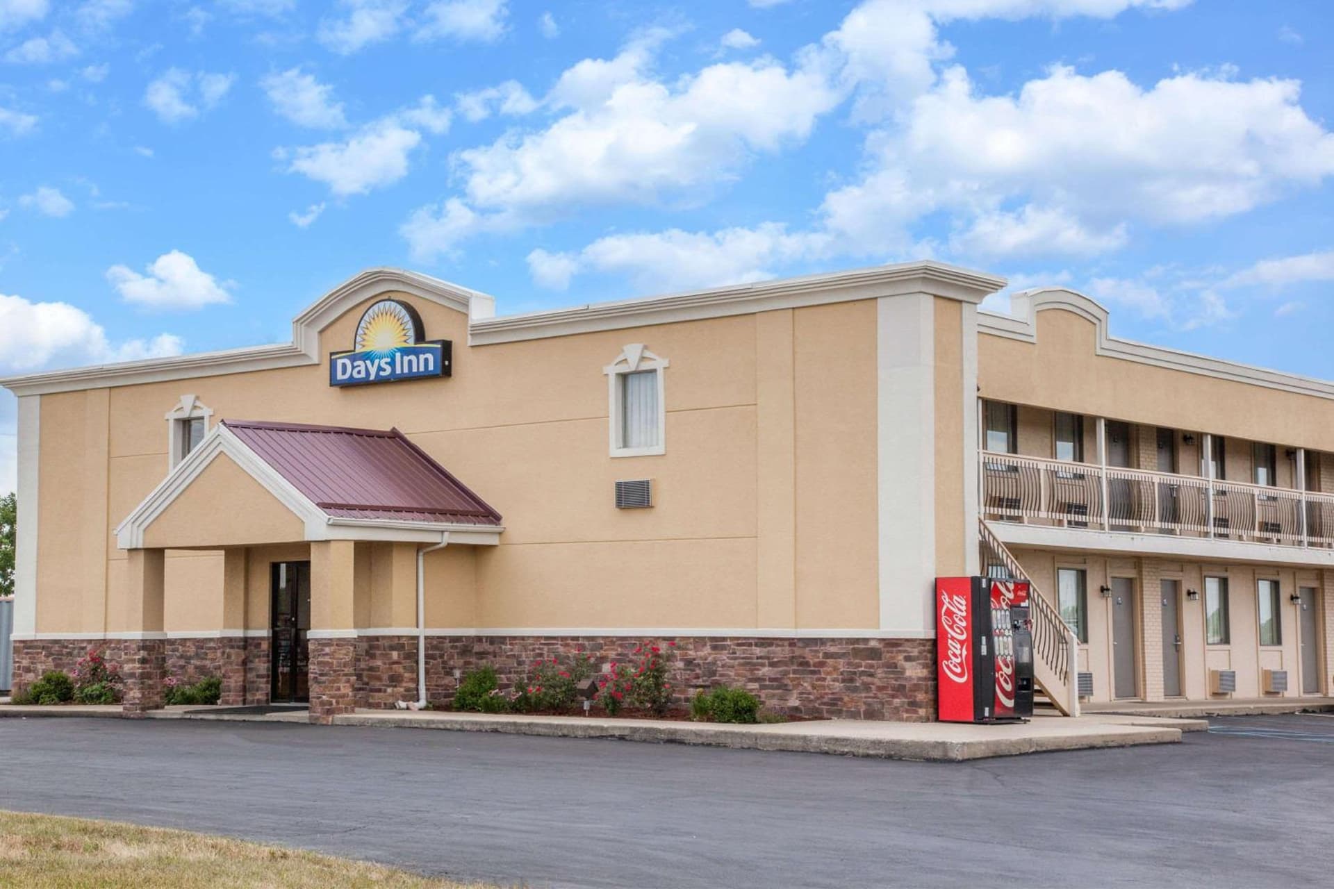 Days Inn by Wyndham Fort Wayne featured exterior or lobby in Fort Wayne, IN — similar hotel