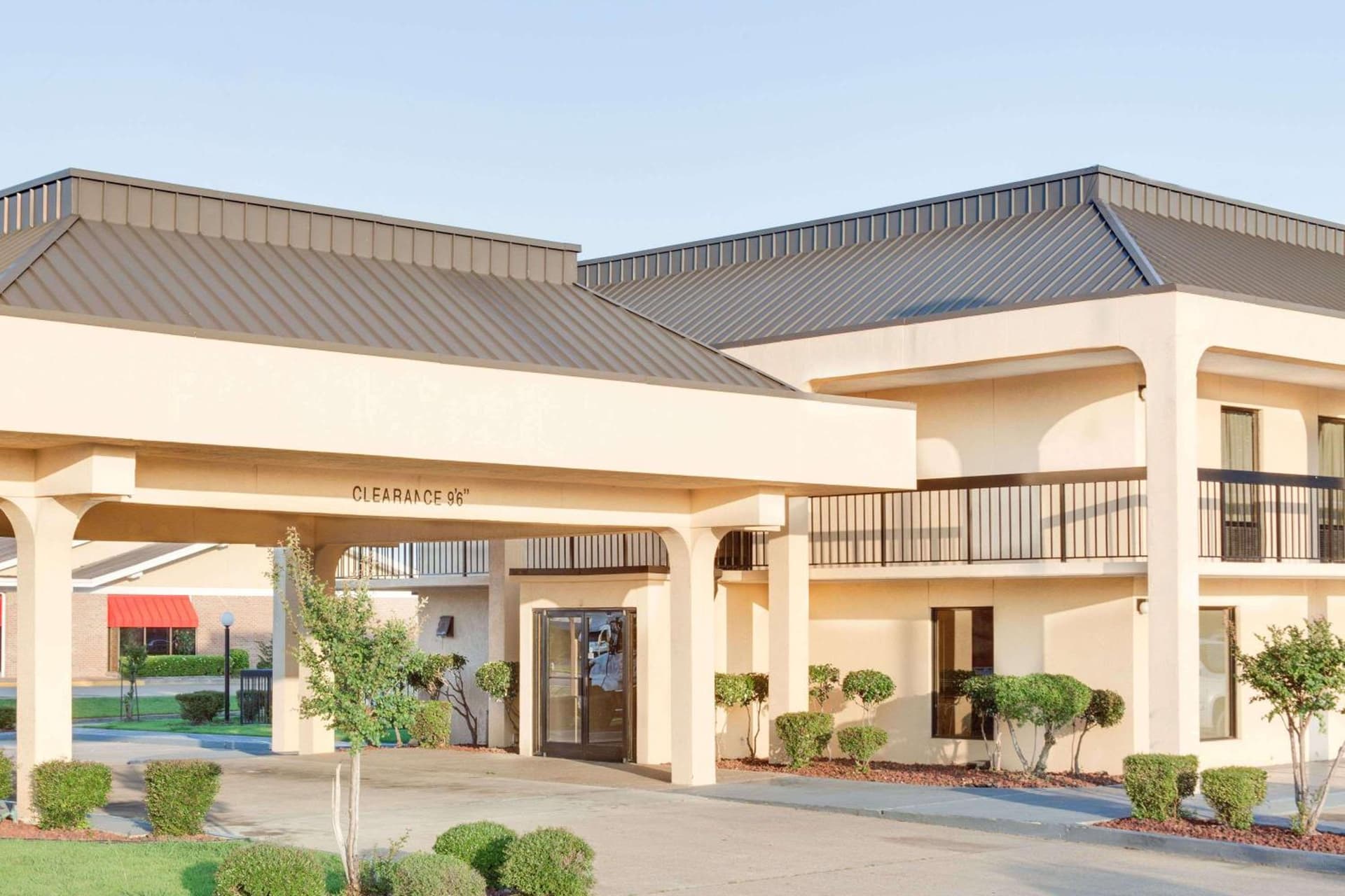 Days Inn by Wyndham Greenville MS — hotel in Greenville, Mississippi