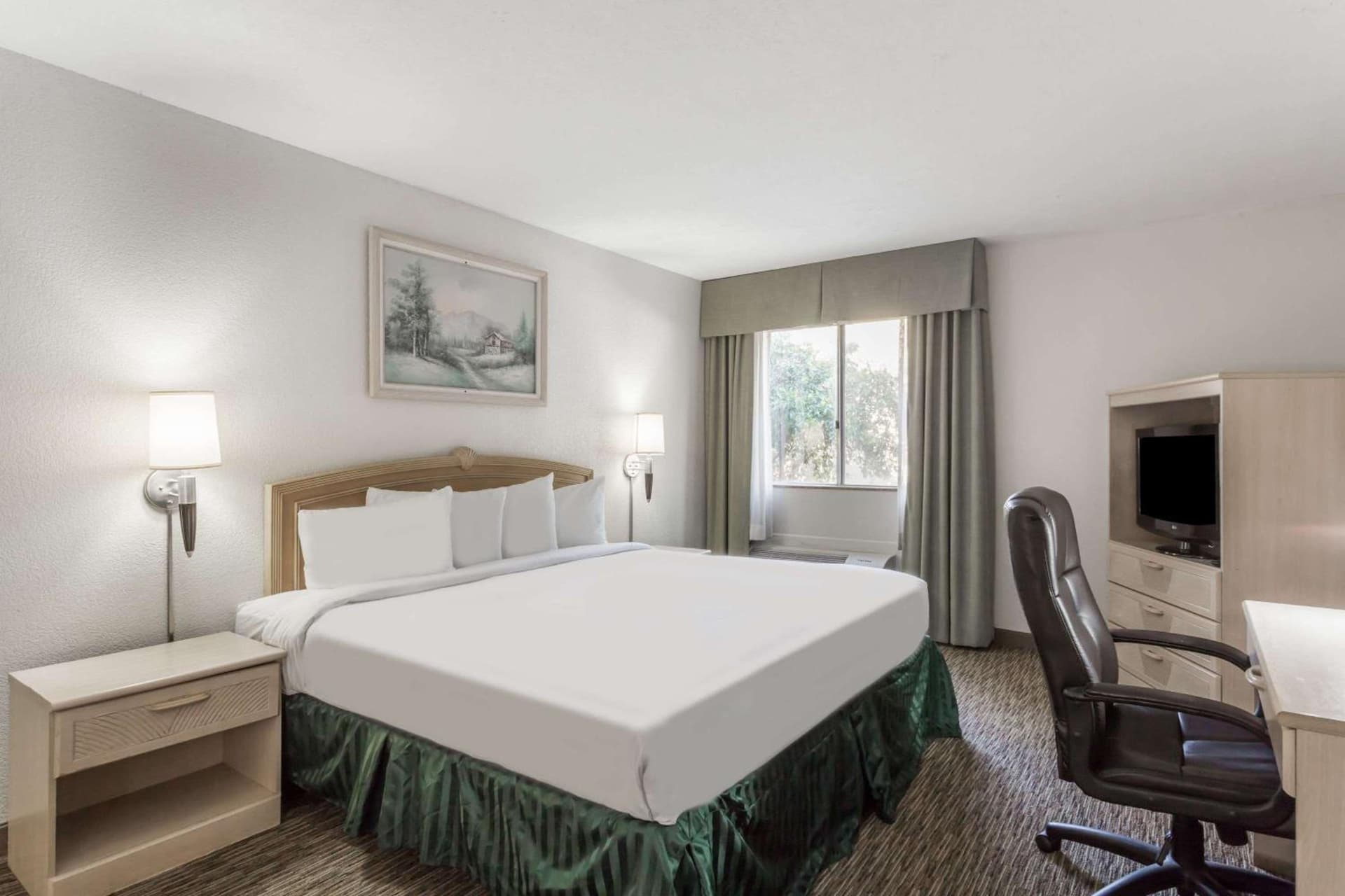 The Grand Inn Peoria gallery photo in Peoria, AZ — image 15