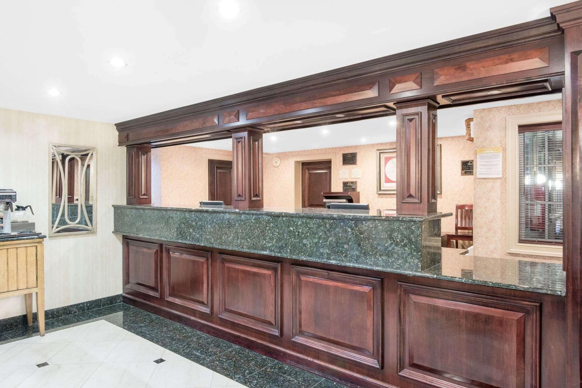 Days Inn by Wyndham Springfield/Phil.Intl Airport gallery photo in Springfield — image 25