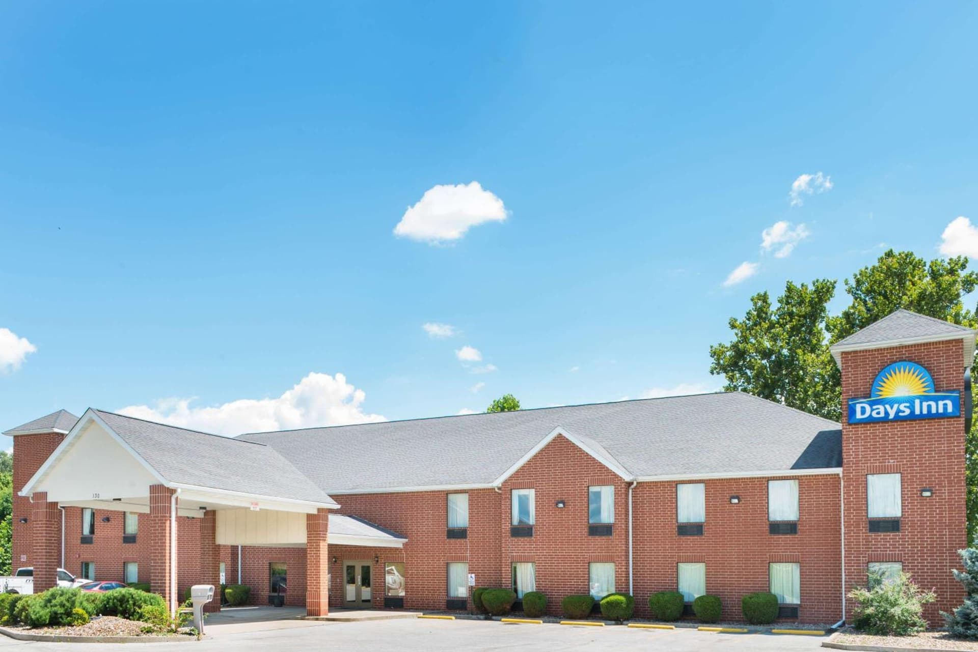 Days Inn by Wyndham St Peters/St Charles featured exterior or lobby in Saint Peters, MO — similar hotel