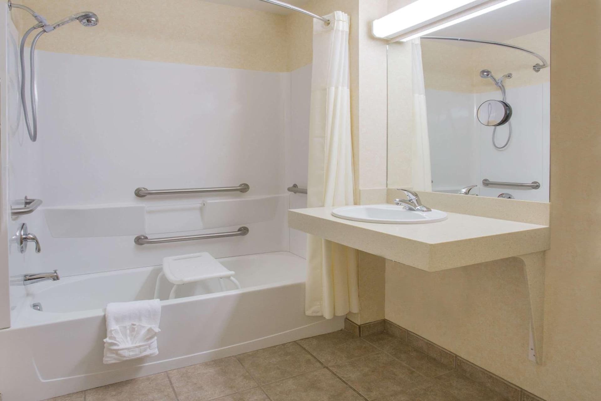 Days Inn by Wyndham Manitou Springs gallery photo in Manitou Springs, CO — image 43