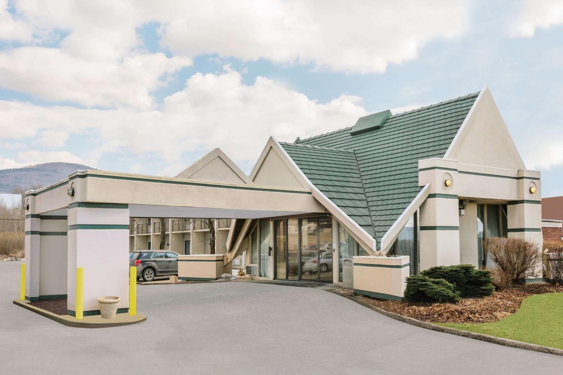 Days Inn by Wyndham Rutland/Killington Area — hotel in Rutland, Vermont