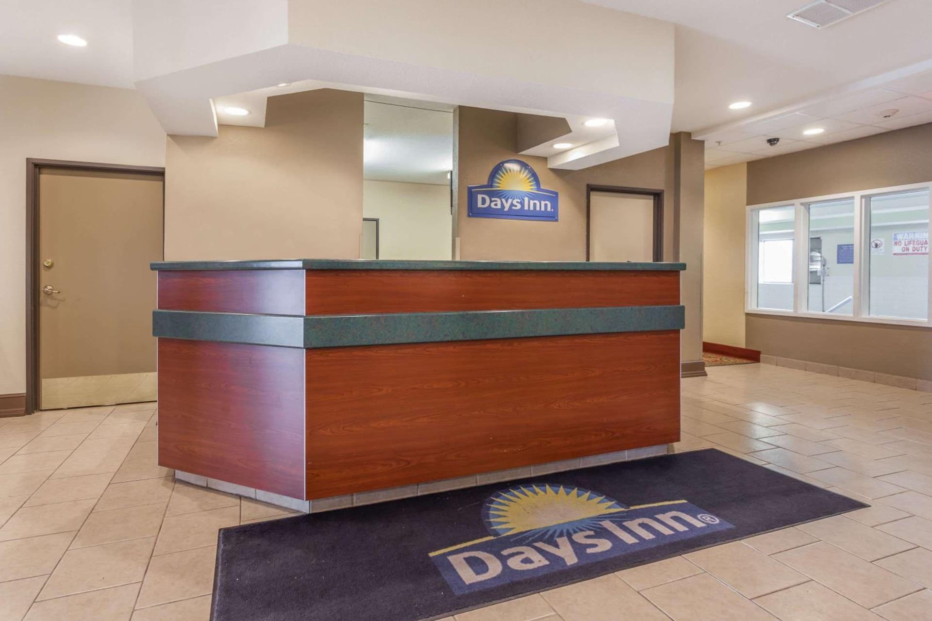 Days Inn by Wyndham near Kansas Speedway property views in Kansas City, KS — gallery photo 3