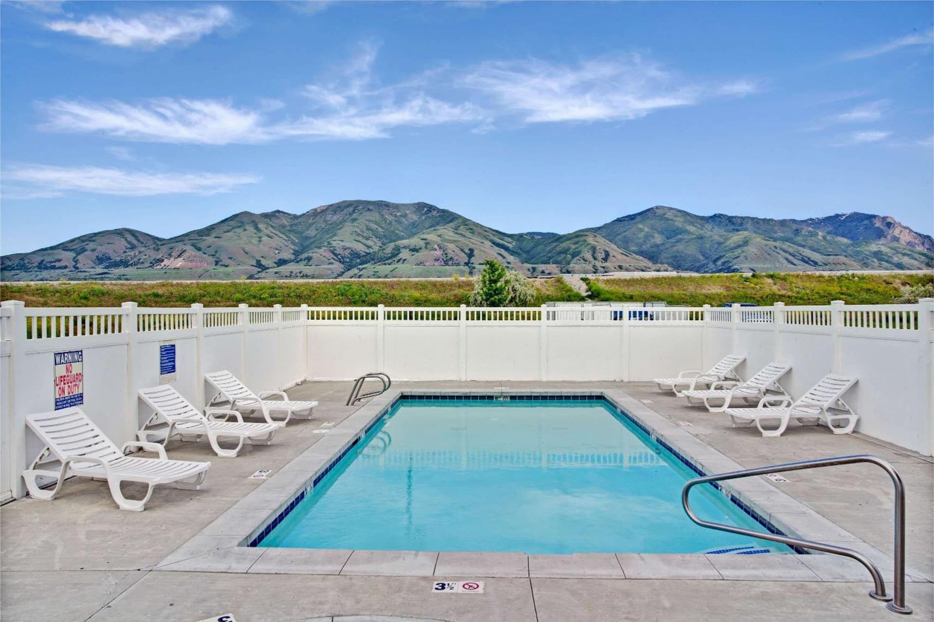 Days Inn by Wyndham Brigham City gallery photo in Brigham City, UT — image 10