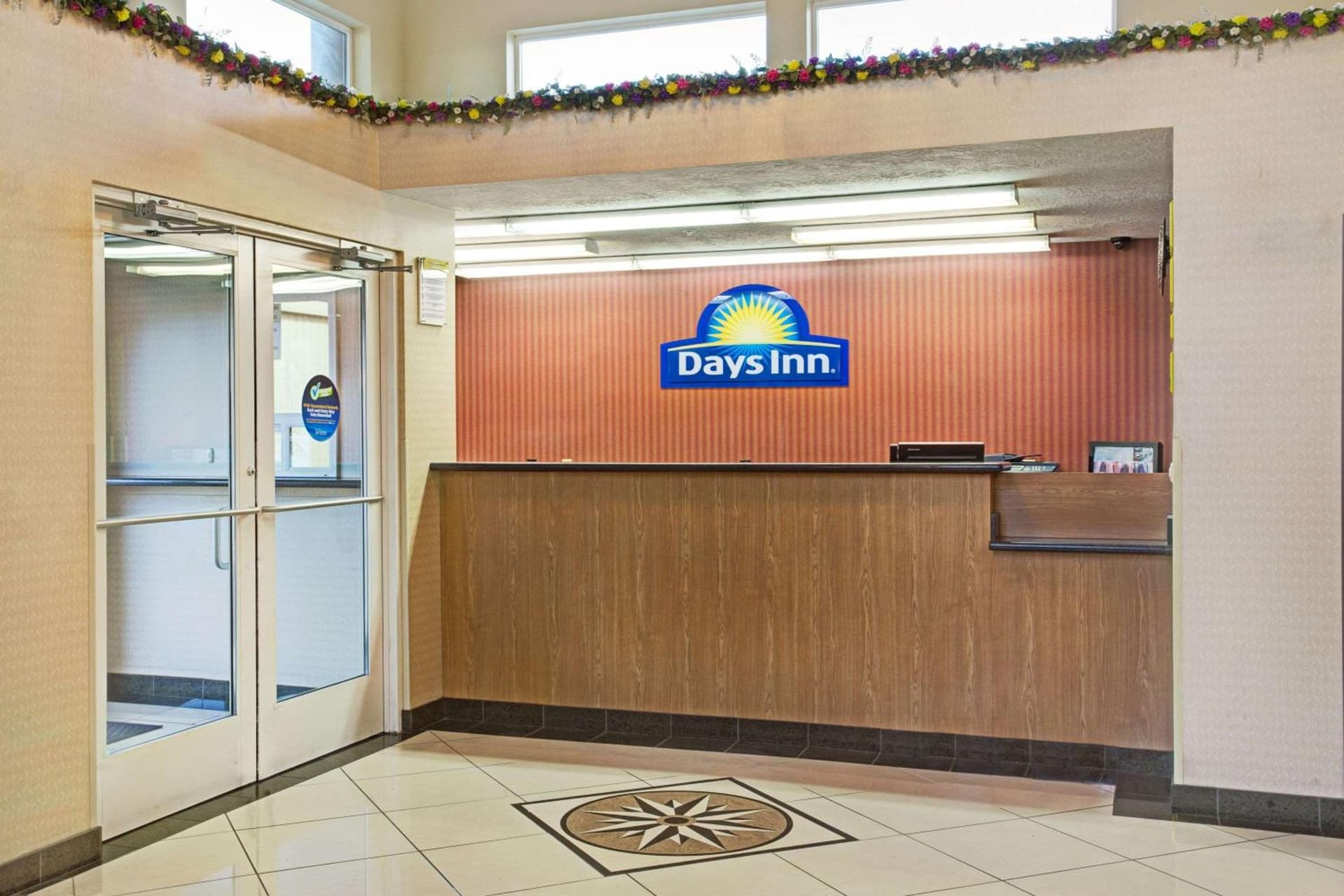 Days Inn by Wyndham Brigham City interior in Brigham City, UT — gallery photo 2