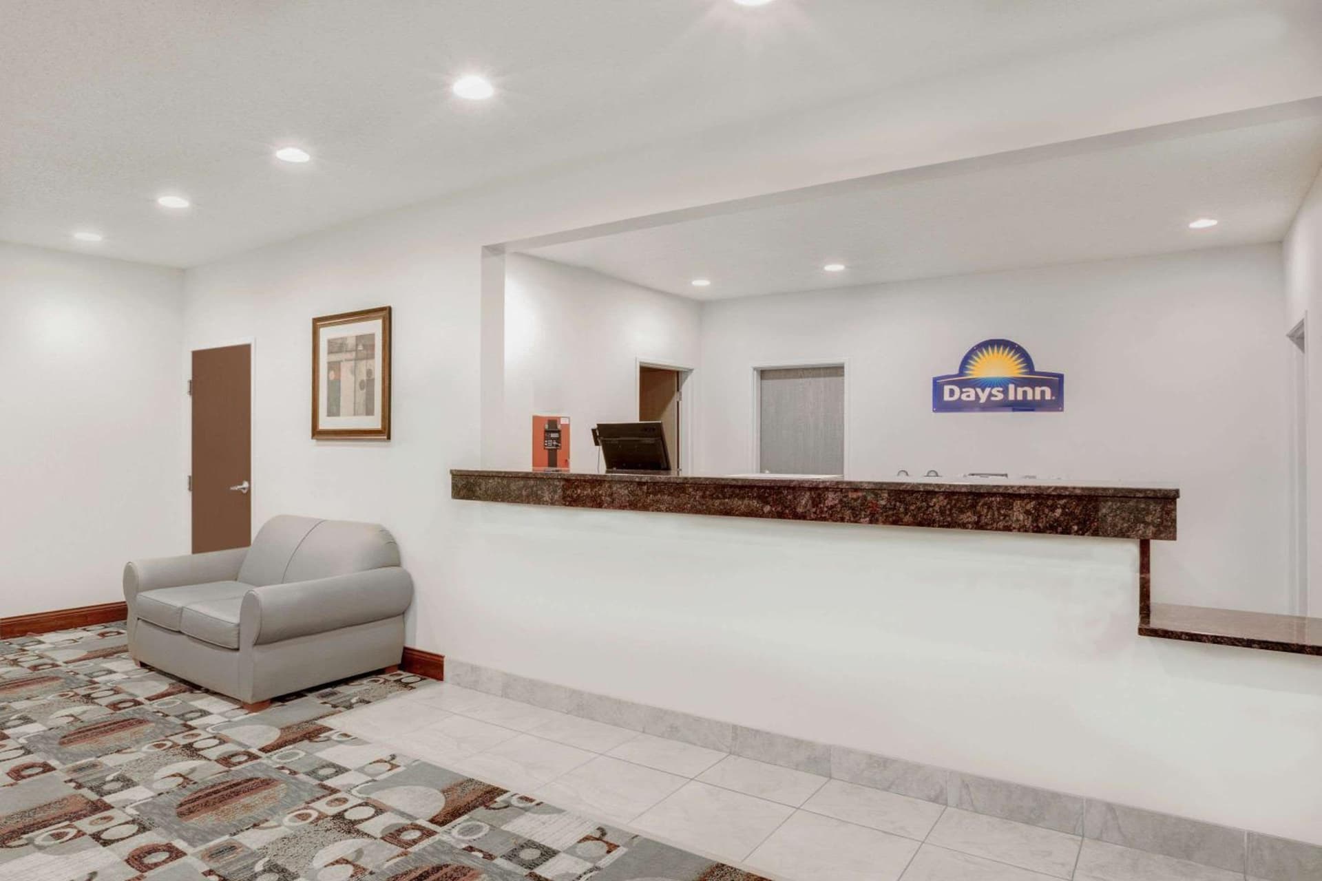 Days Inn by Wyndham Carroll interior in Carroll, IA — gallery photo 2