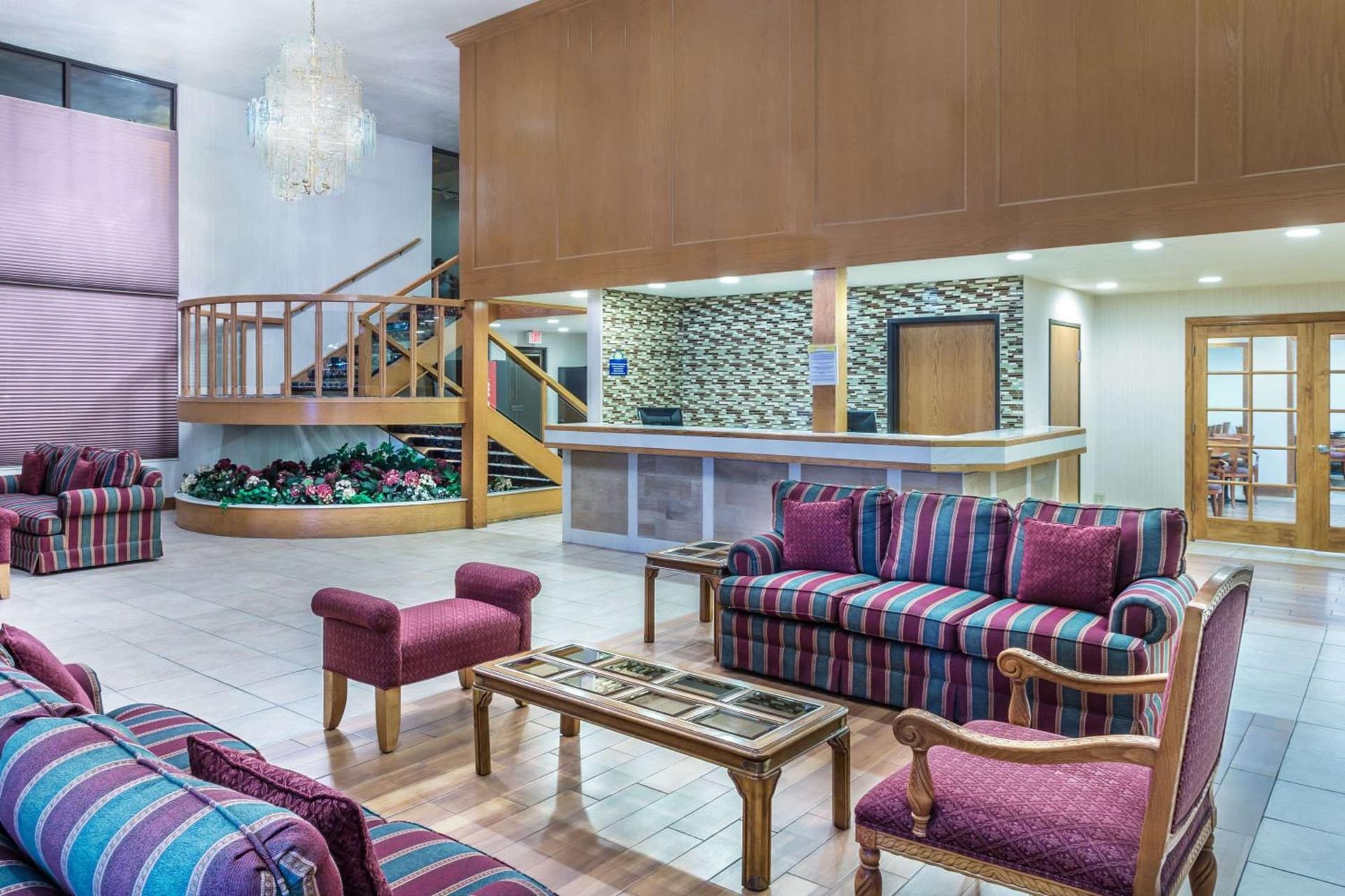 Days Inn & Suites by Wyndham Logan interior in Logan, UT — gallery photo 2