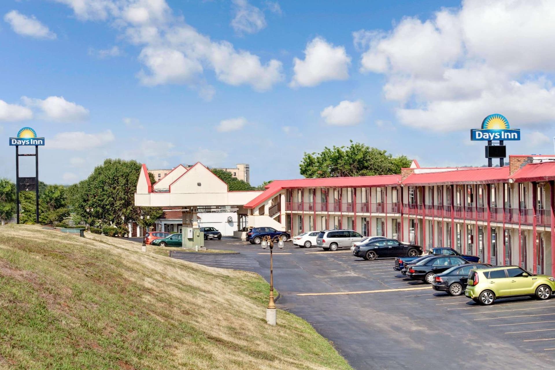 Days Inn by Wyndham Knoxville West gallery photo in Knoxville, TN — image 9
