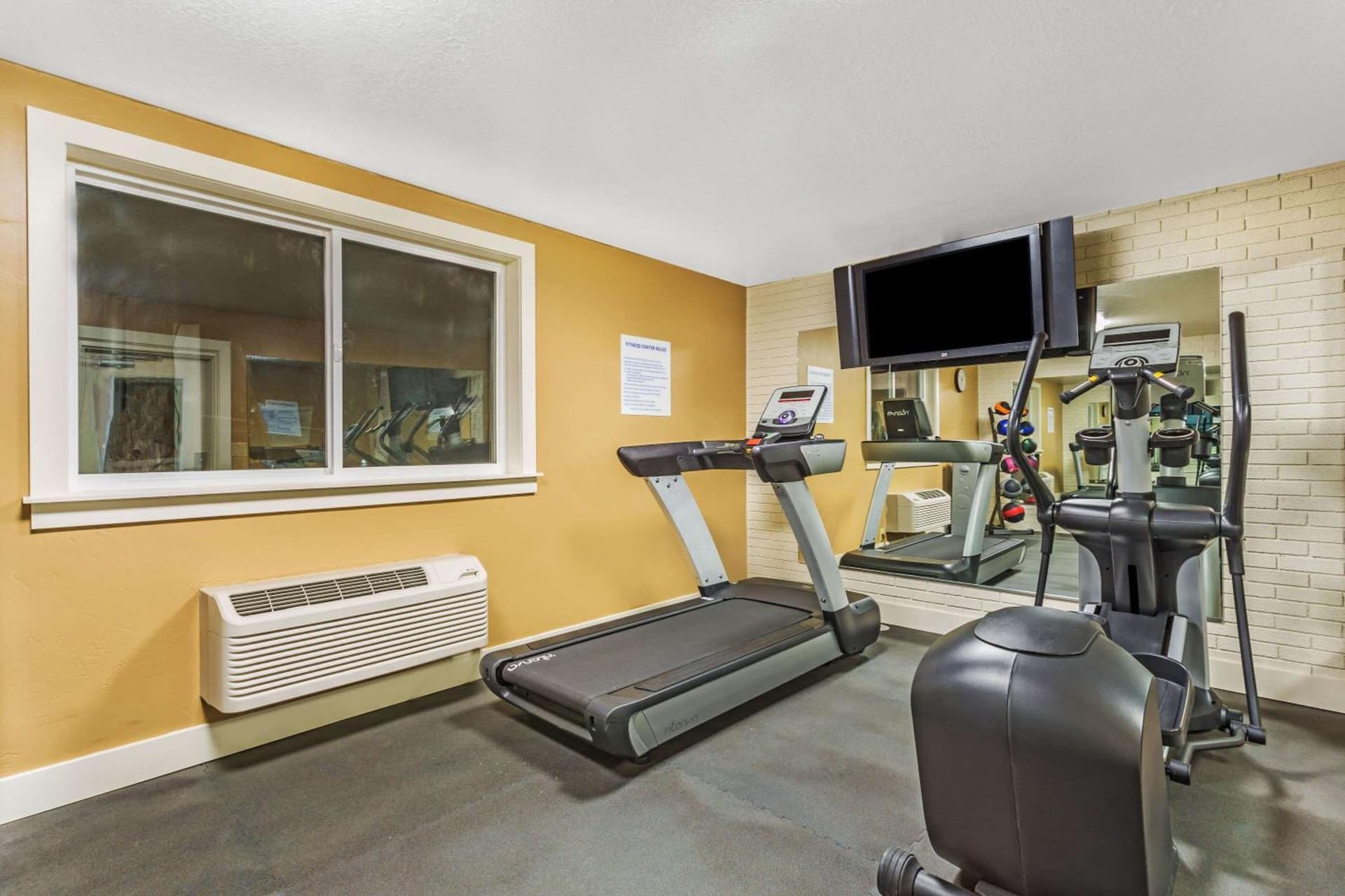 Days Inn & Suites by Wyndham Logan gallery photo in Logan, UT — image 4
