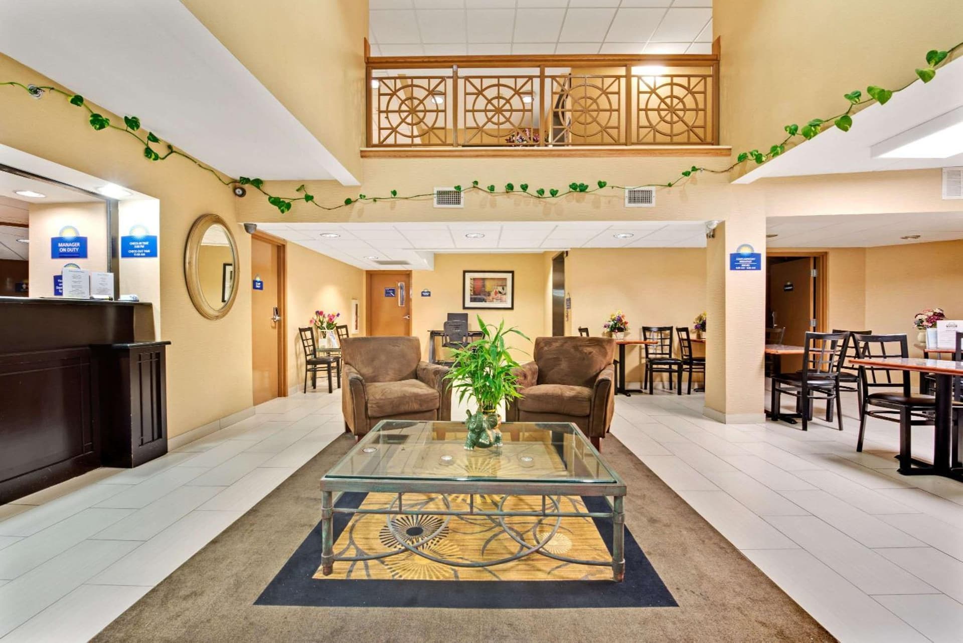 Days Inn & Suites by Wyndham DeSoto interior in DeSoto, TX — gallery photo 2