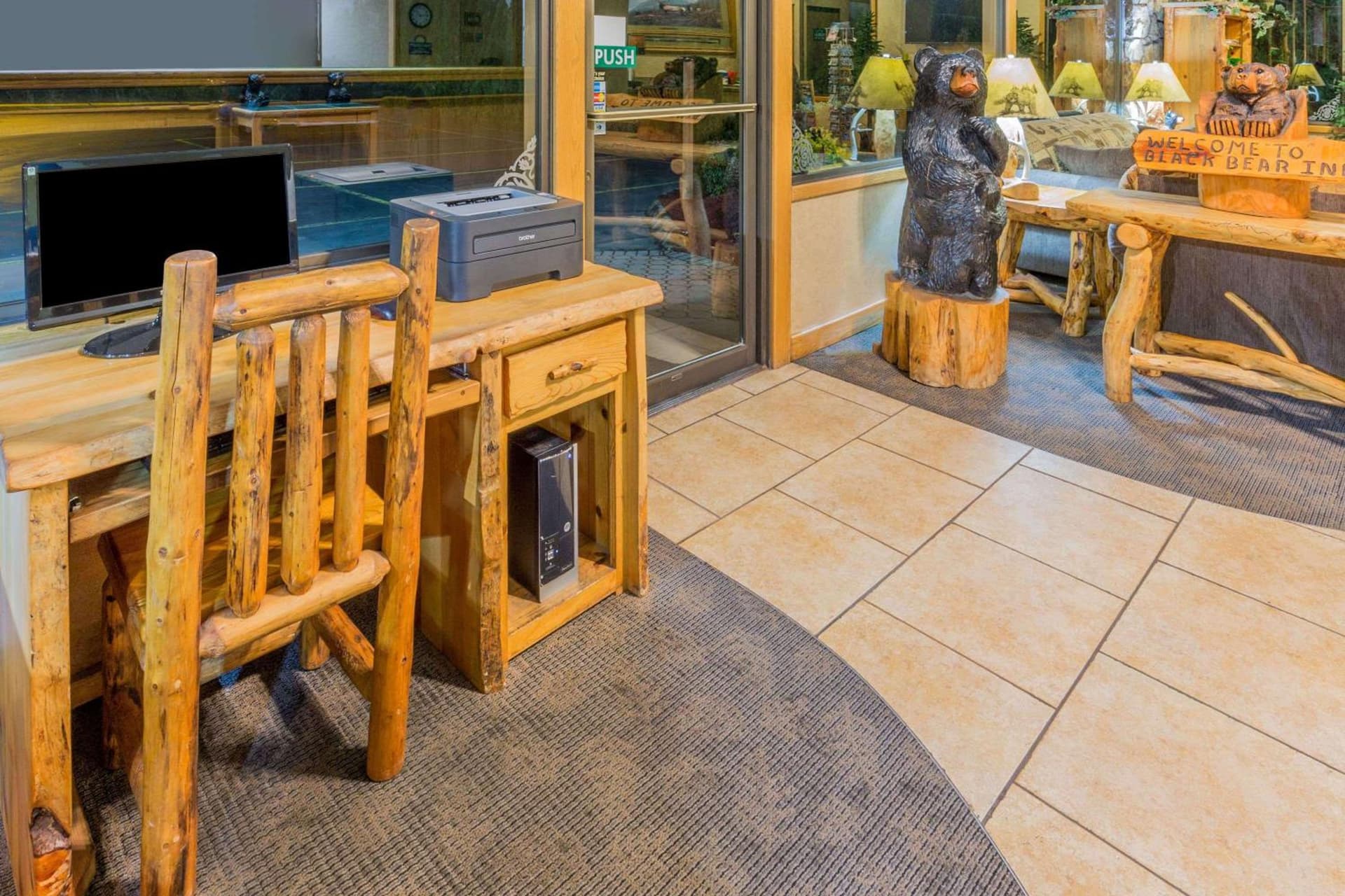 Days Inn by Wyndham Black Bear gallery photo in Salem, OR — image 13
