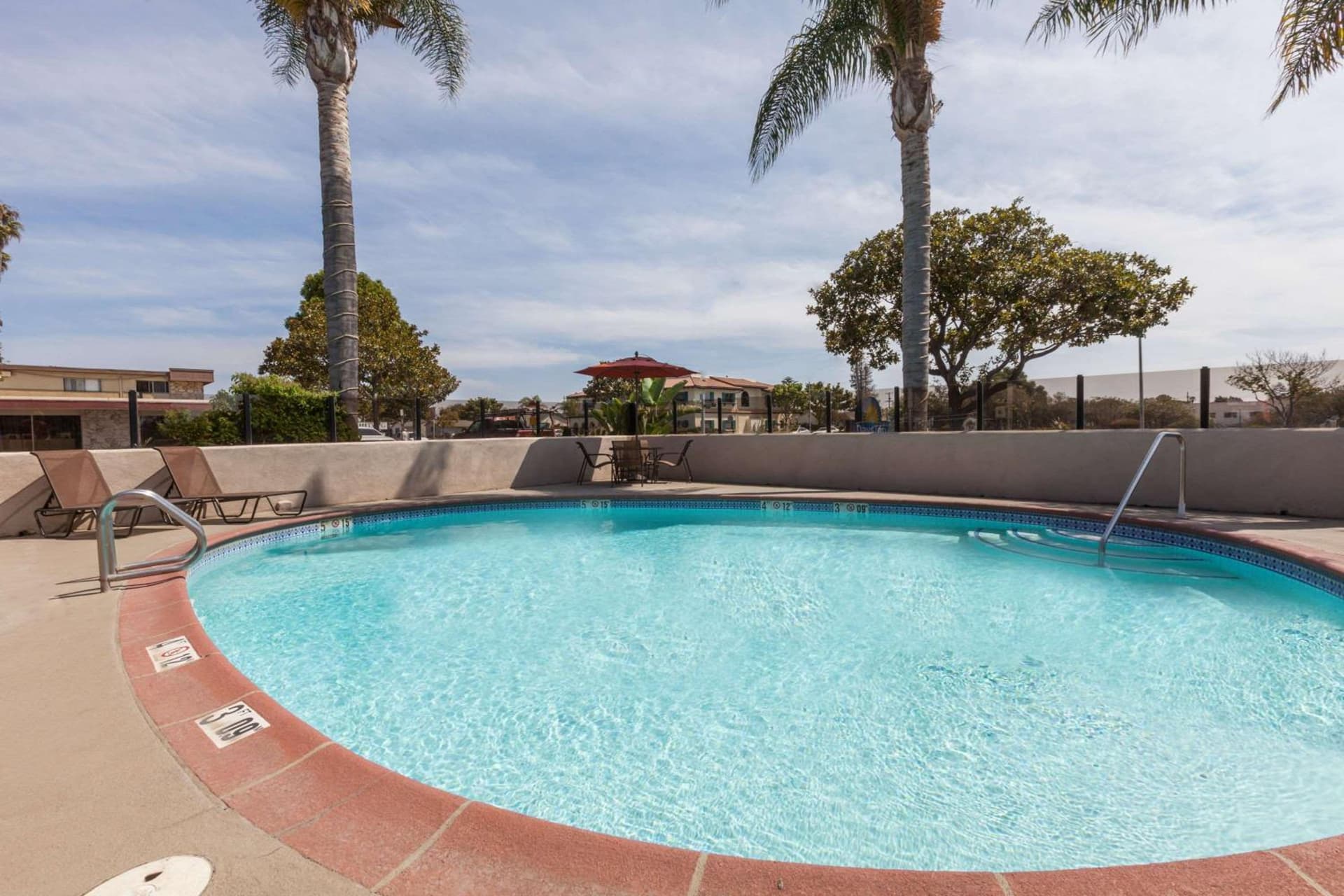 Days Inn by Wyndham Santa Maria property views in Santa Maria, CA — gallery photo 3