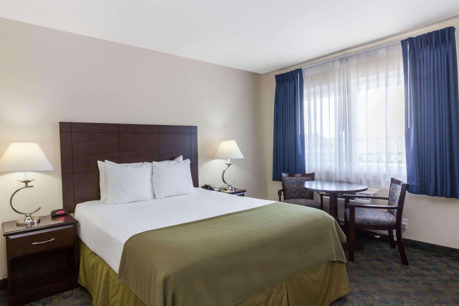Days Inn by Wyndham Santa Maria gallery photo in Santa Maria, CA — image 10