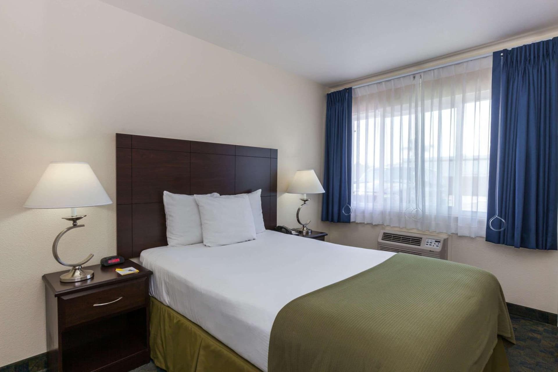 Days Inn by Wyndham Santa Maria gallery photo in Santa Maria, CA — image 20