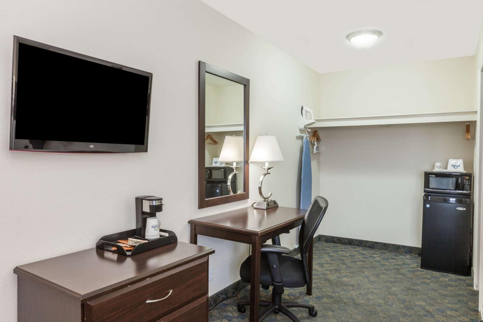 Days Inn by Wyndham Santa Maria gallery photo in Santa Maria, CA — image 14