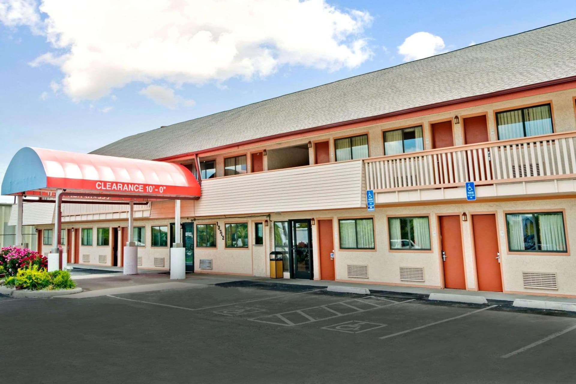 Days Inn by Wyndham Independence — hotel in Independence, Missouri