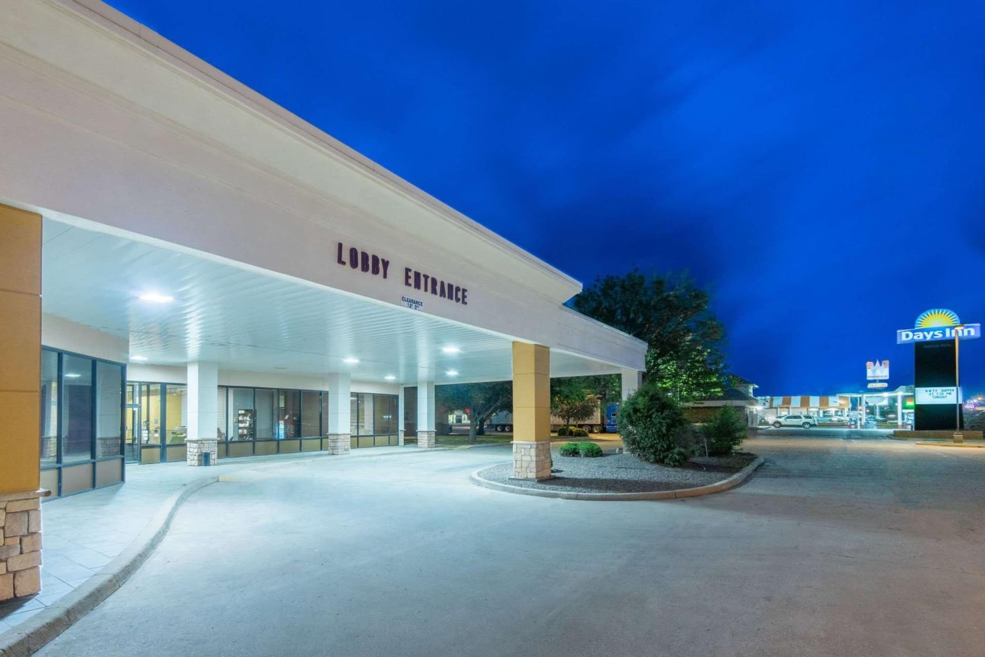 Days Inn by Wyndham Altus property views in Altus, OK — gallery photo 3