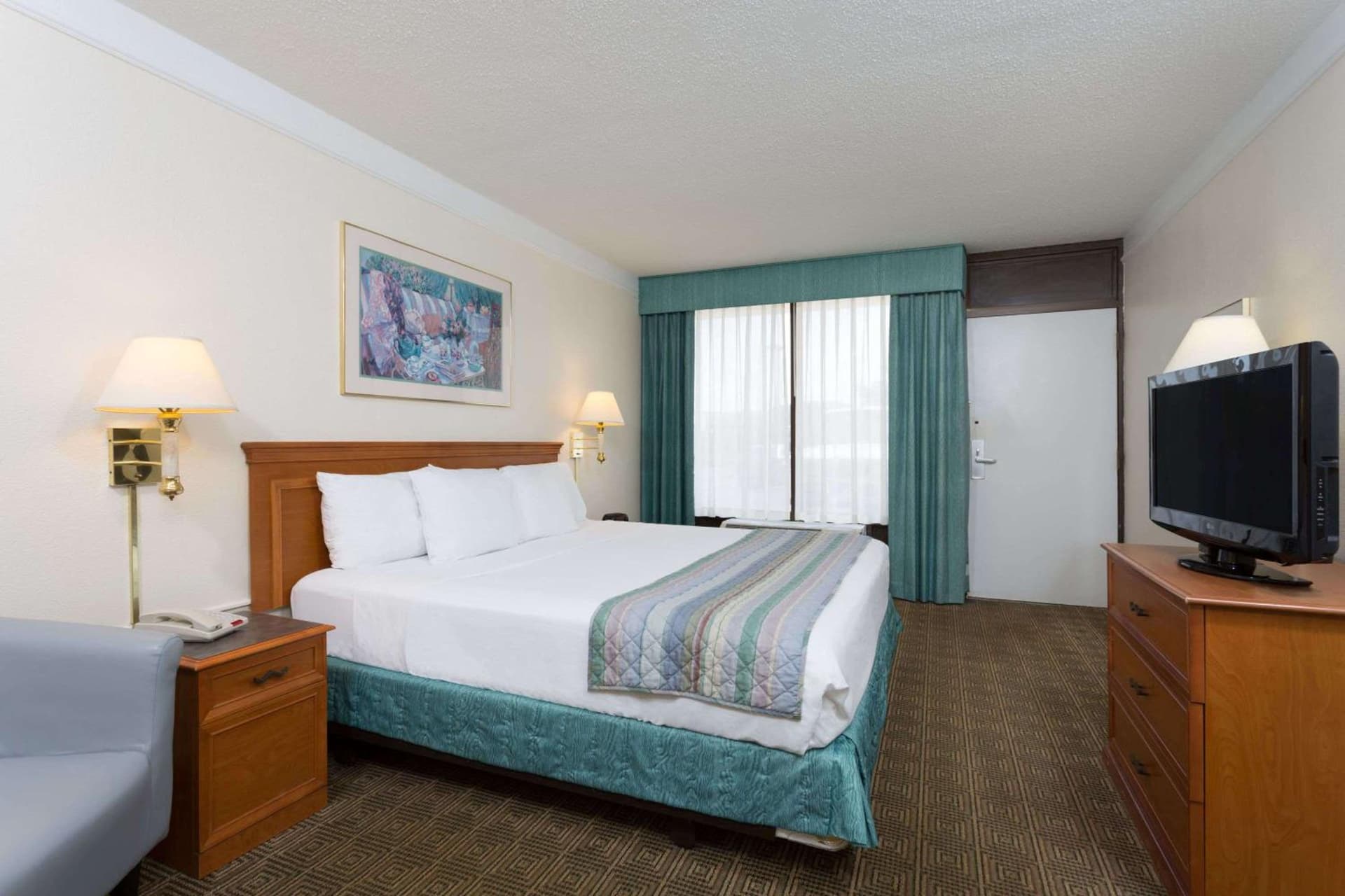 Extended Stay America Suites - Bristol gallery photo in Bristol, VA — image 14
