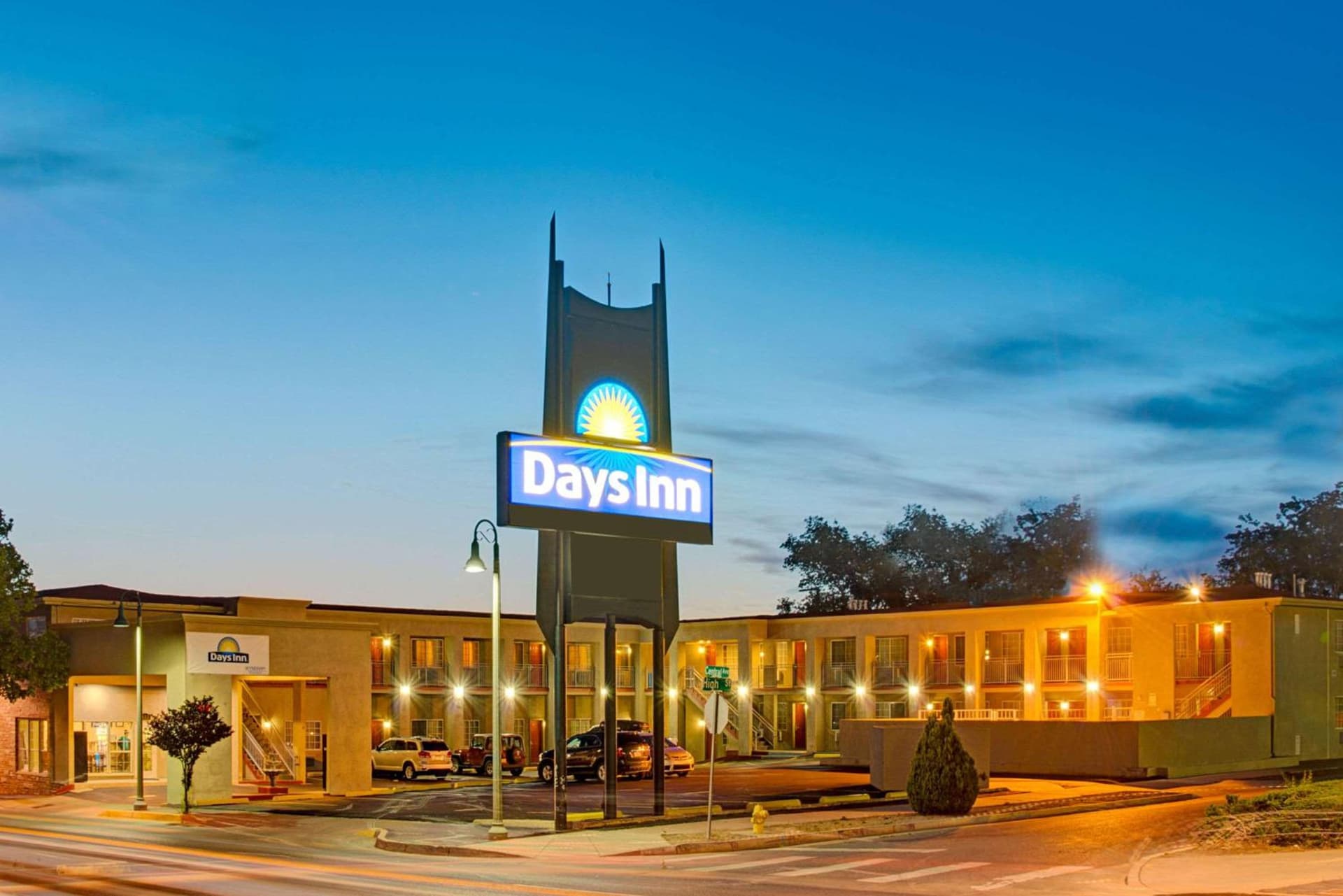 Days Inn by Wyndham Albuquerque Downtown featured exterior or lobby in Albuquerque, NM — similar hotel