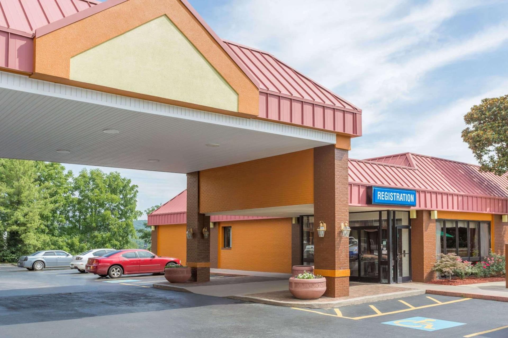 Extended Stay America Suites - Bristol gallery photo in Bristol, VA — image 10