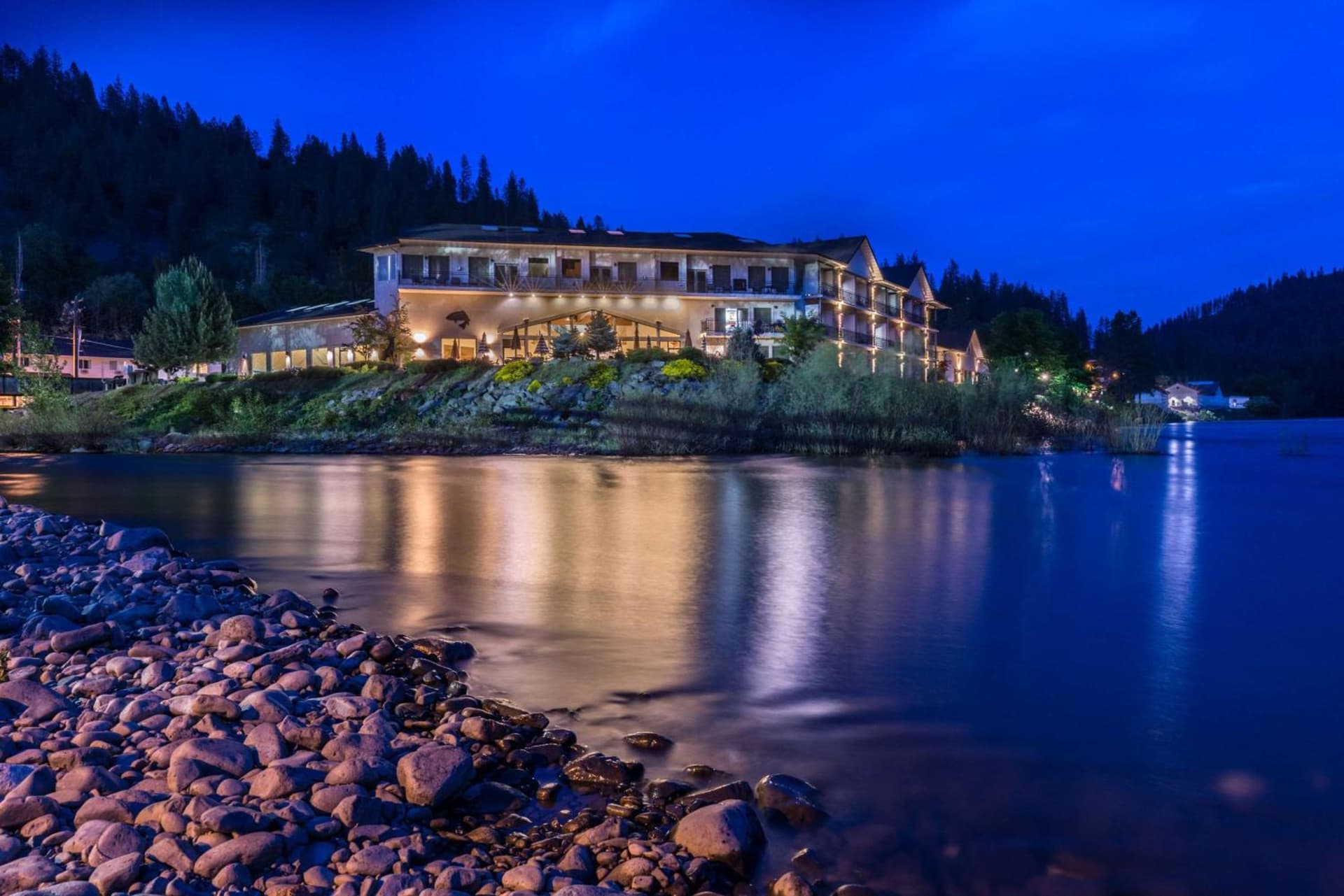 Best Western Lodge at River's Edge featured exterior or lobby in Orofino, ID — similar hotel