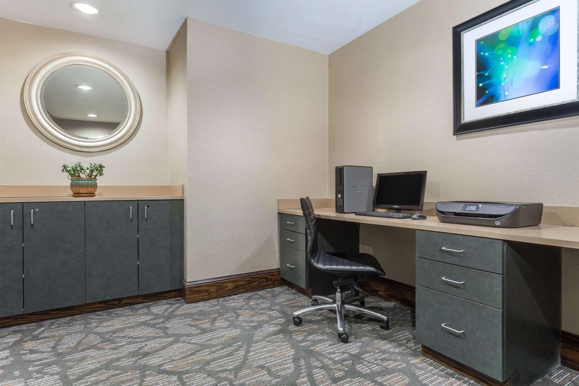 Wingate by Wyndham High Point Greensboro Airport South gallery photo in High Point, NC — image 27