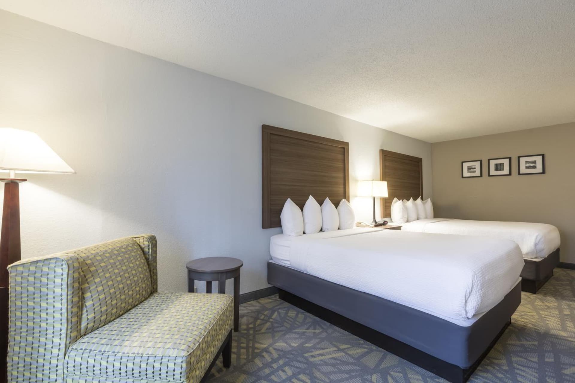 La Quinta Inn & Suites by Wyndham Downtown Asheville gallery photo in Asheville, NC — image 29