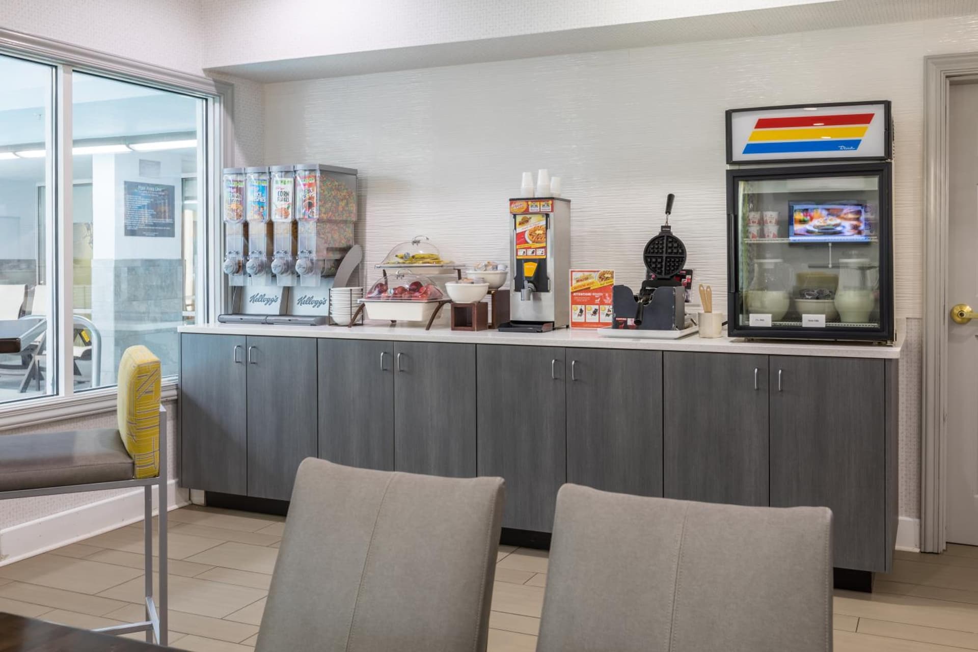 La Quinta Inn & Suites by Wyndham Downtown Asheville gallery photo in Asheville, NC — image 31