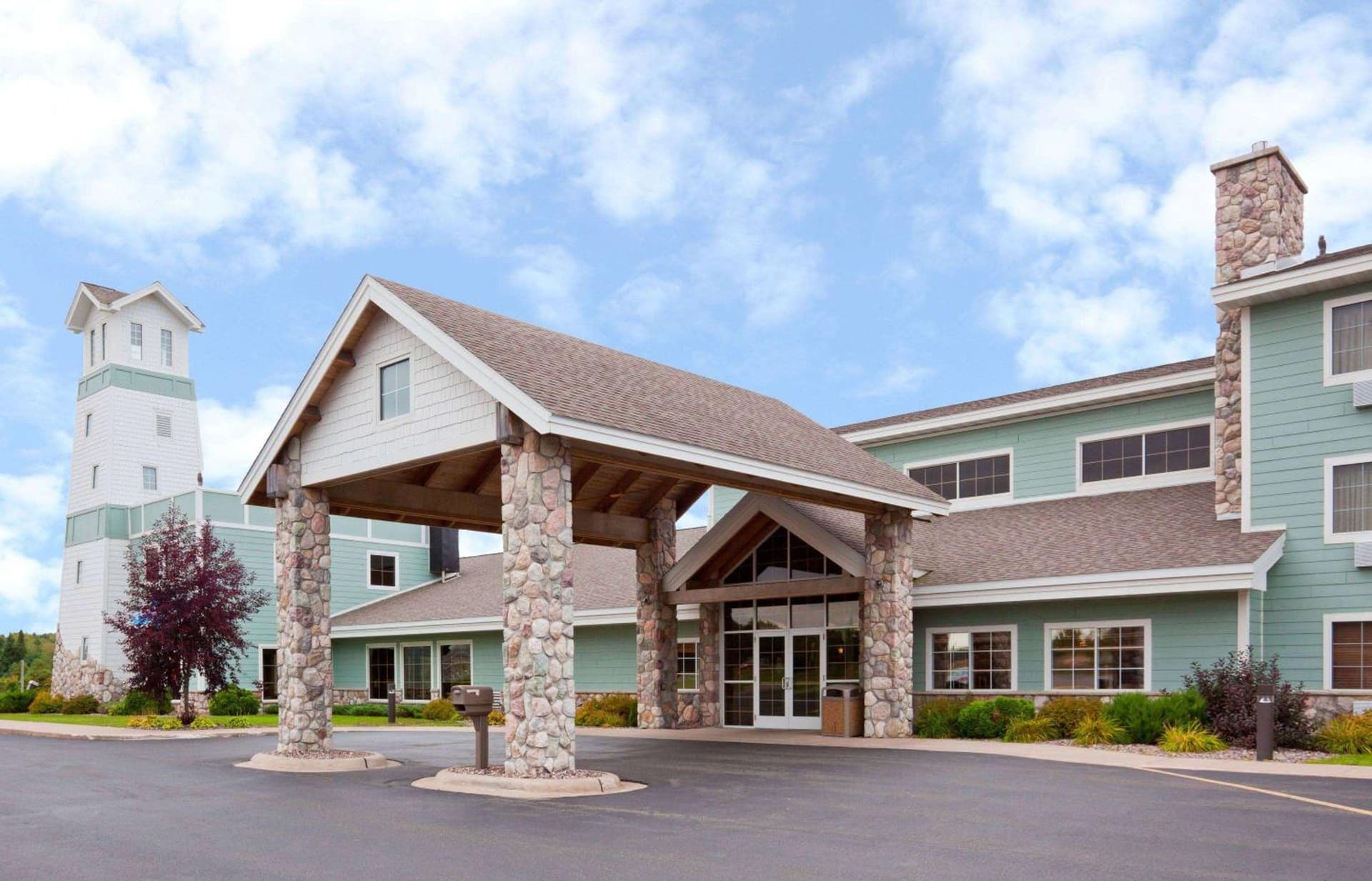AmericInn by Wyndham Wetmore Munising featured exterior or lobby in Wetmore — similar hotel