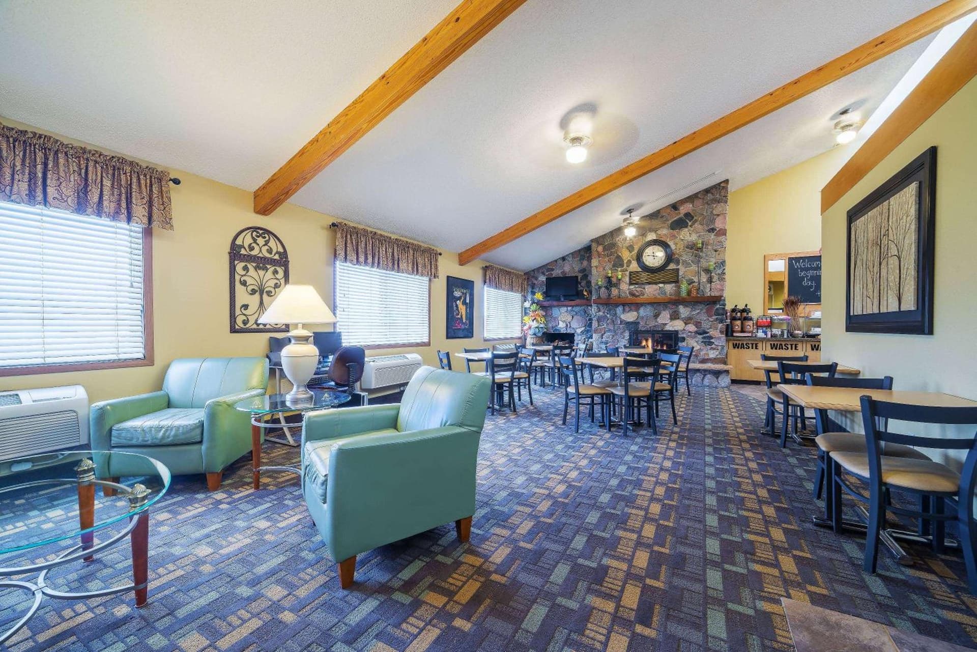 AmericInn by Wyndham Sioux Falls gallery photo in Sioux Falls, SD — image 10