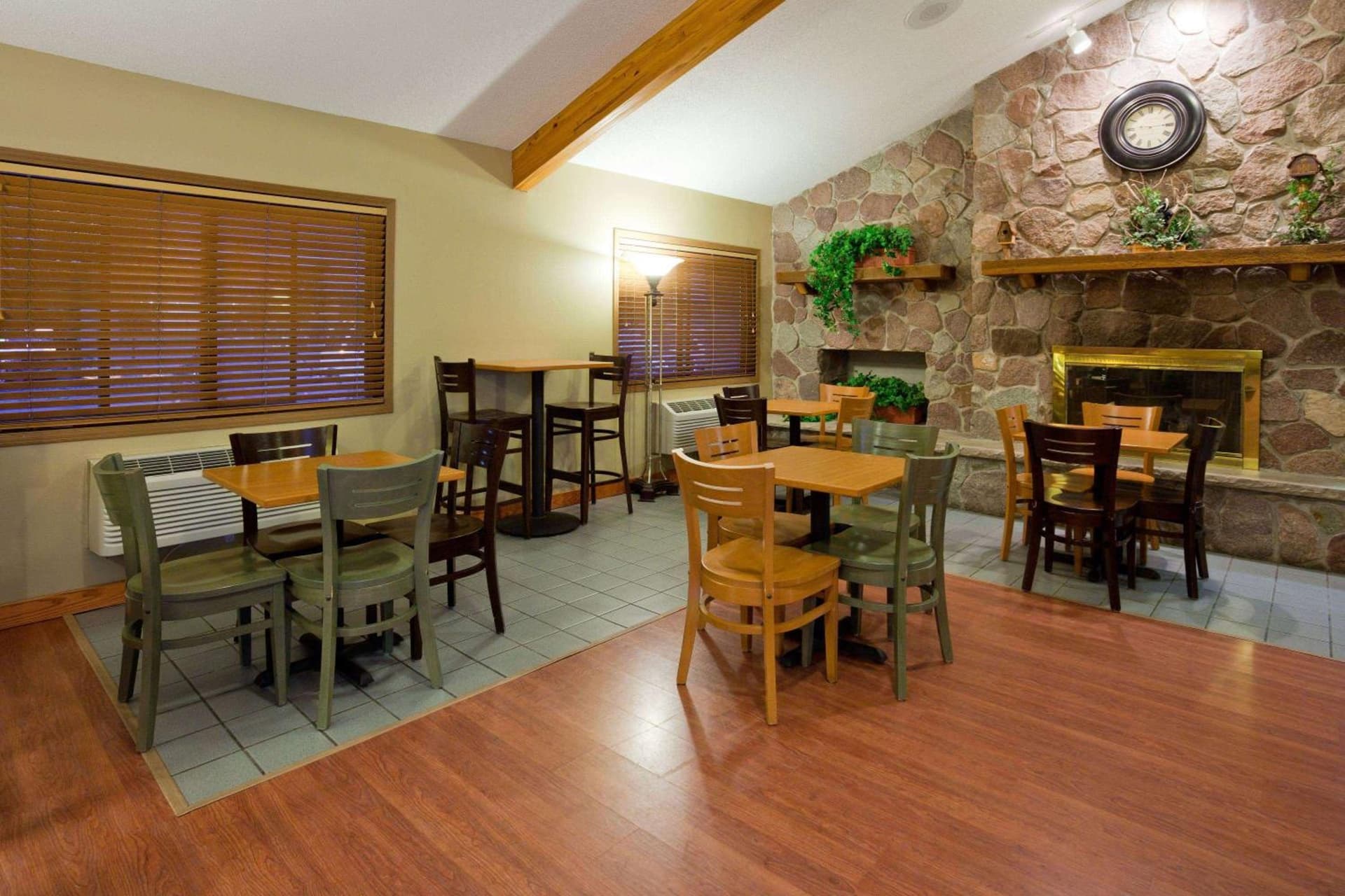 AmericInn by Wyndham Rice Lake interior in Rice Lake, WI — gallery photo 2