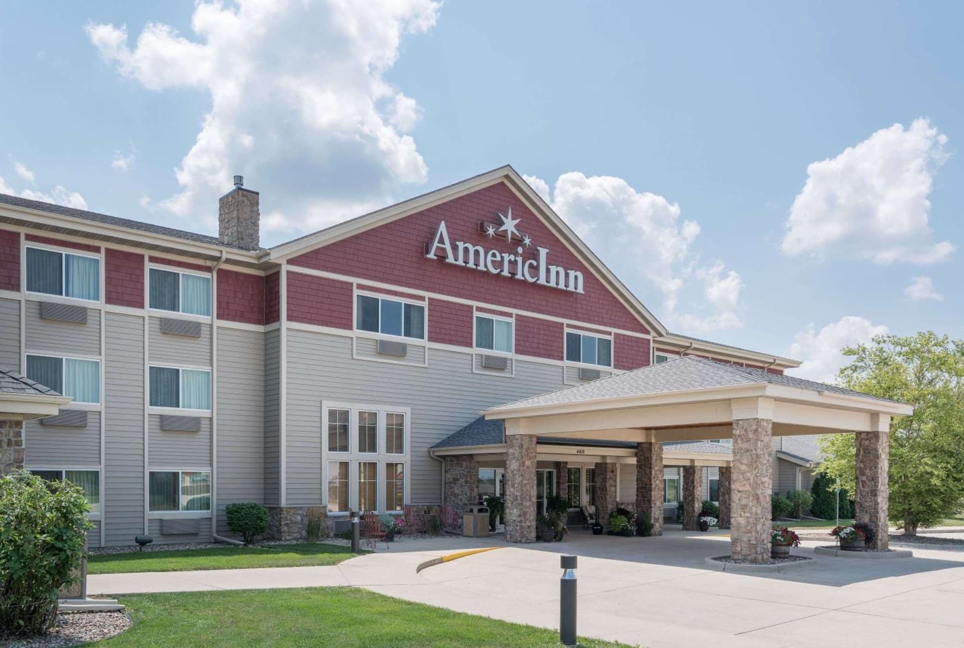AmericInn by Wyndham Newton featured exterior or lobby in Newton, IA — similar hotel
