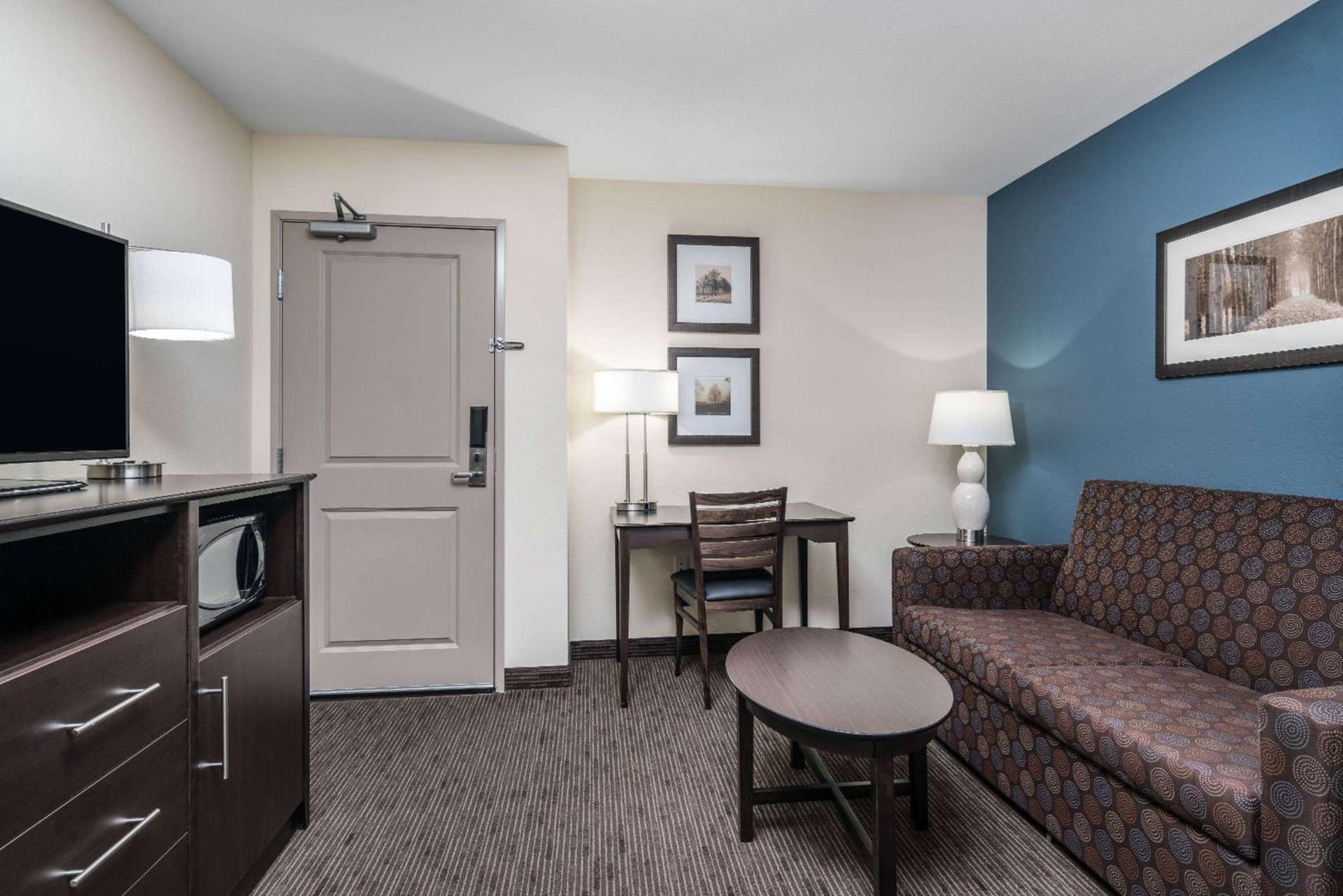 AmericInn by Wyndham Winona gallery photo in Winona, MN — image 28