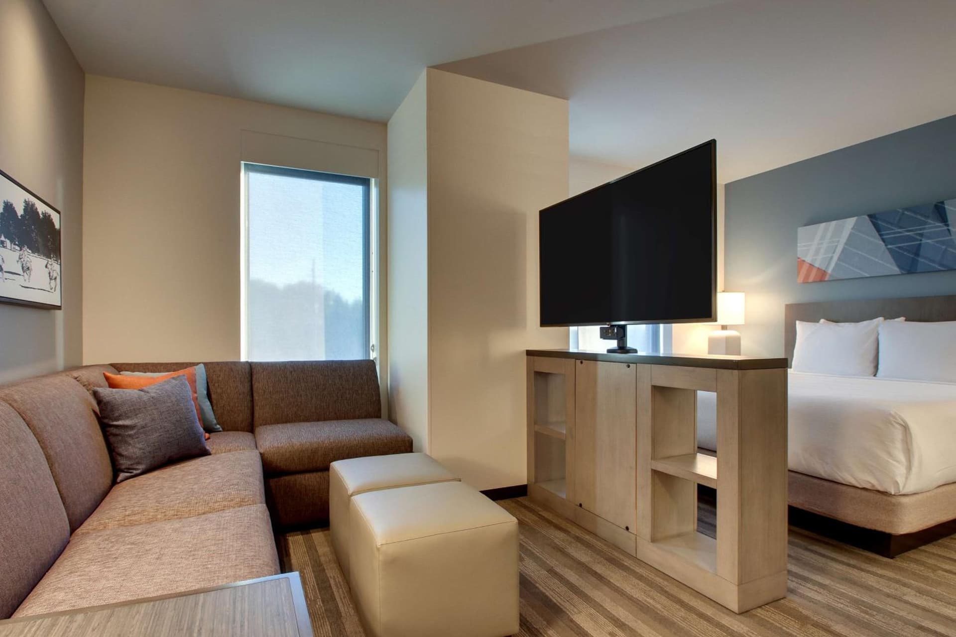 Hyatt House Oak Brook gallery photo in Oak Brook, IL — image 42